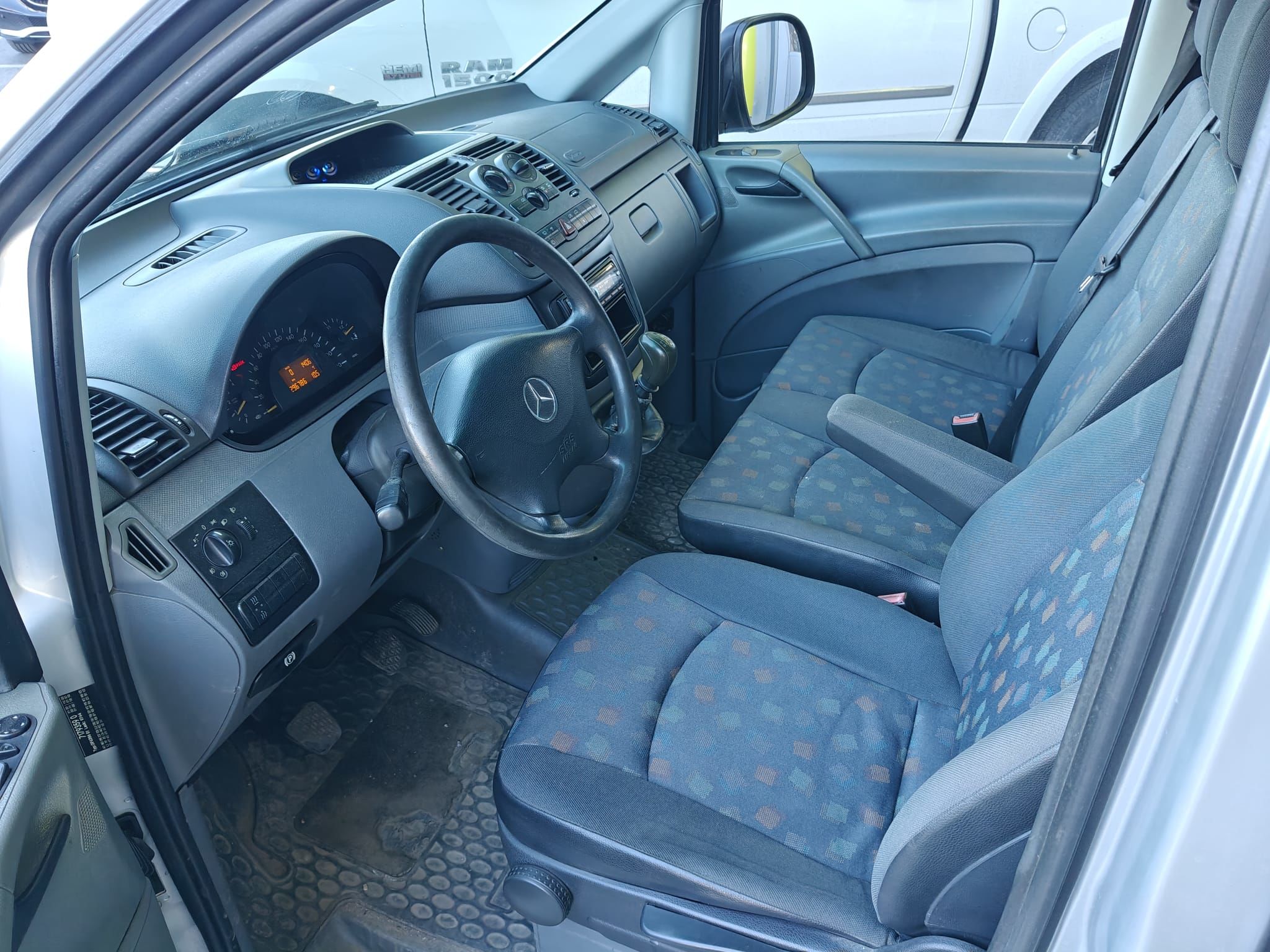 Mercedes-Benz Vito 2005