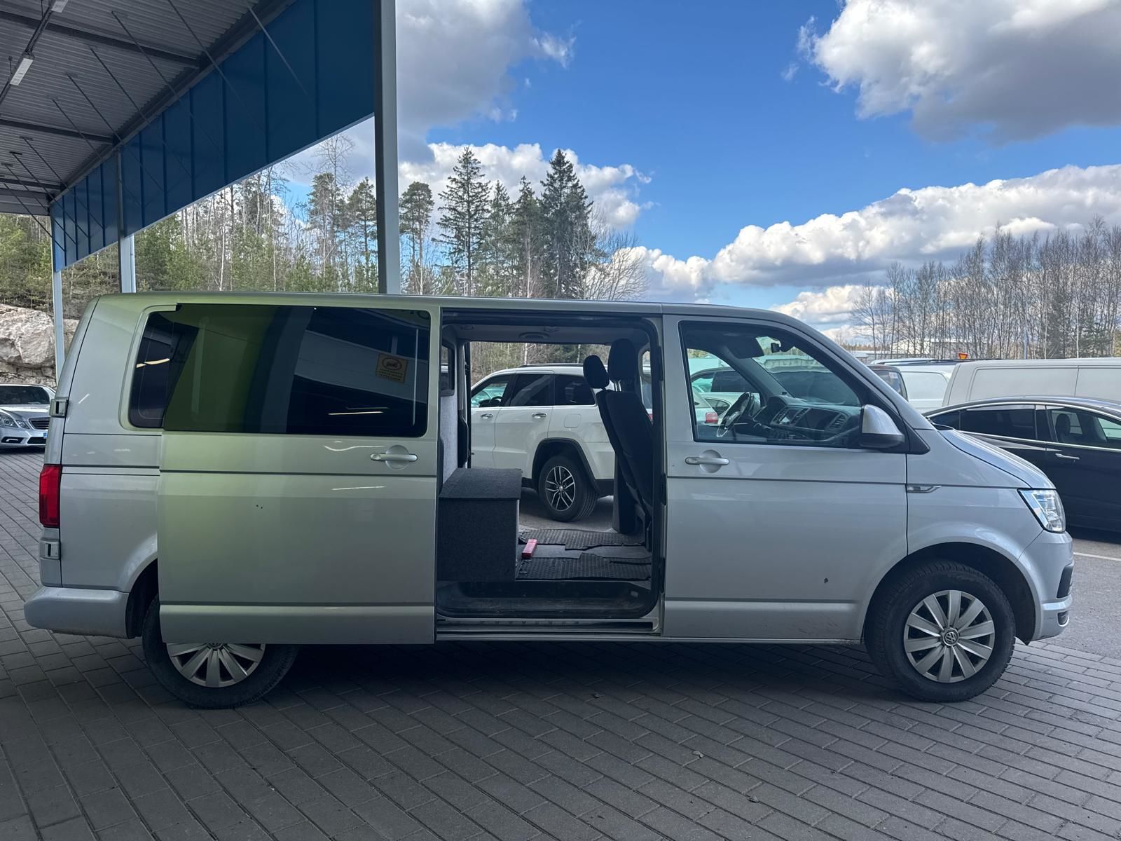 Volkswagen Caravelle 2018
