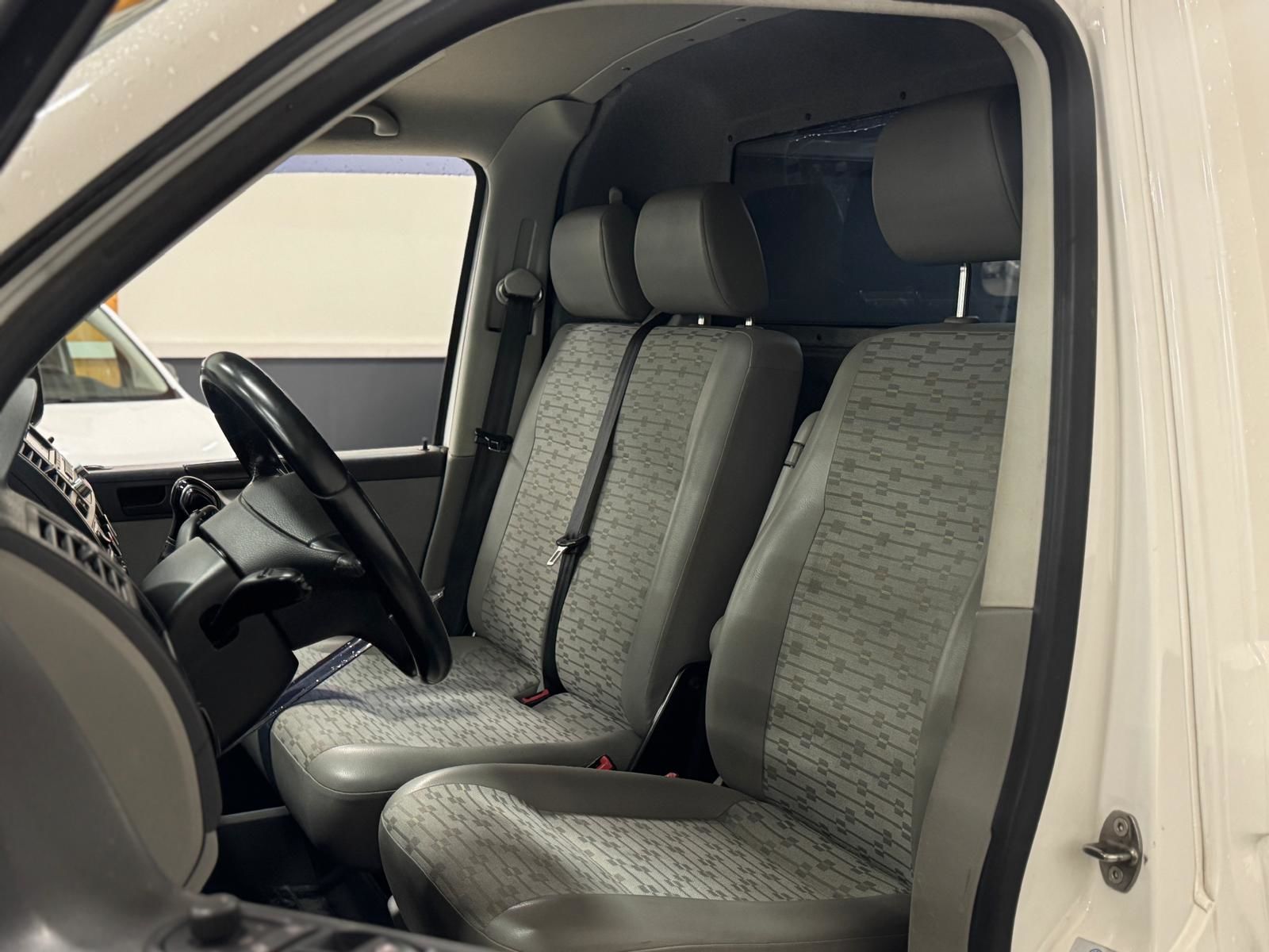 Volkswagen Transporter 2012