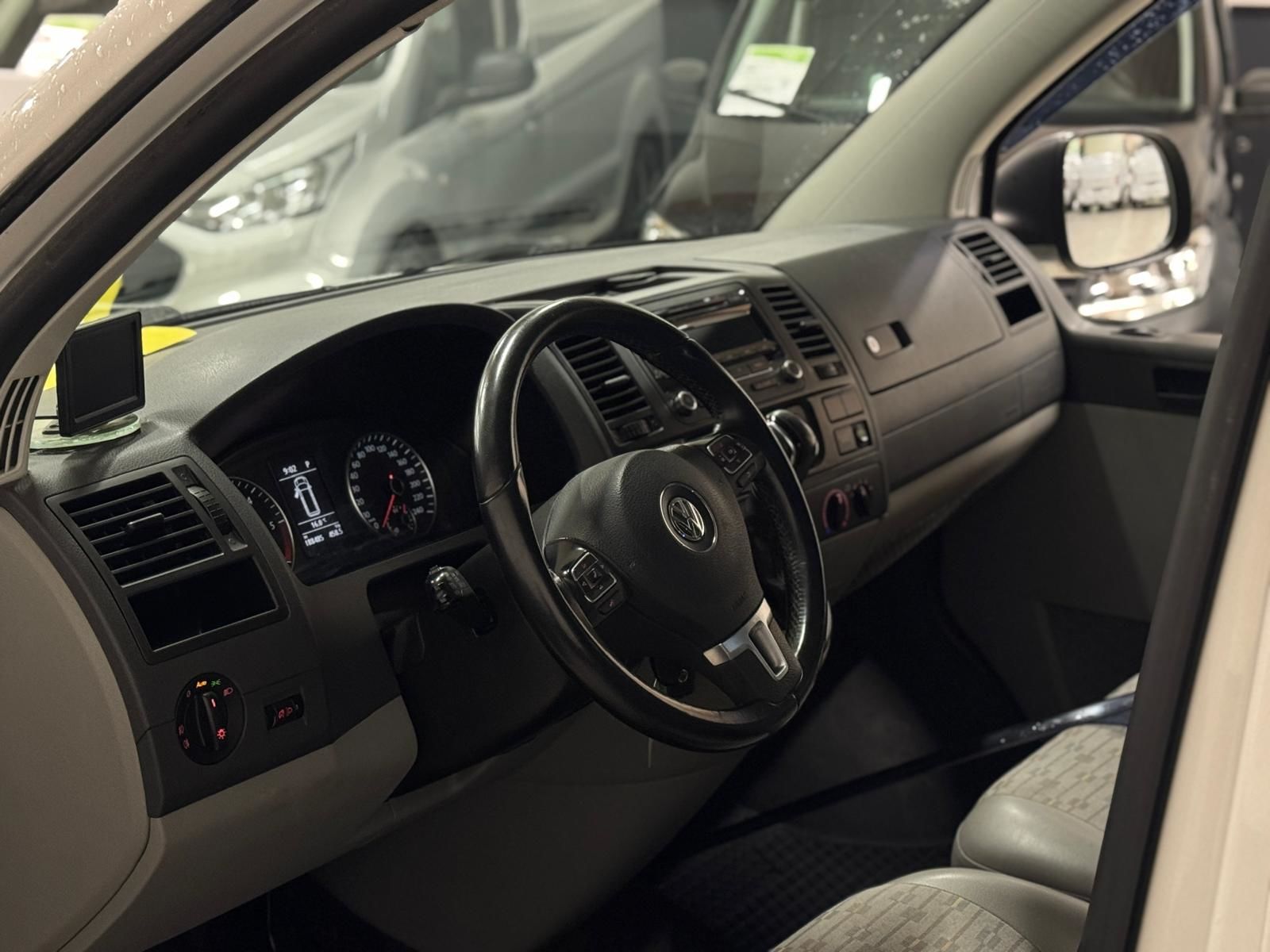 Volkswagen Transporter 2012