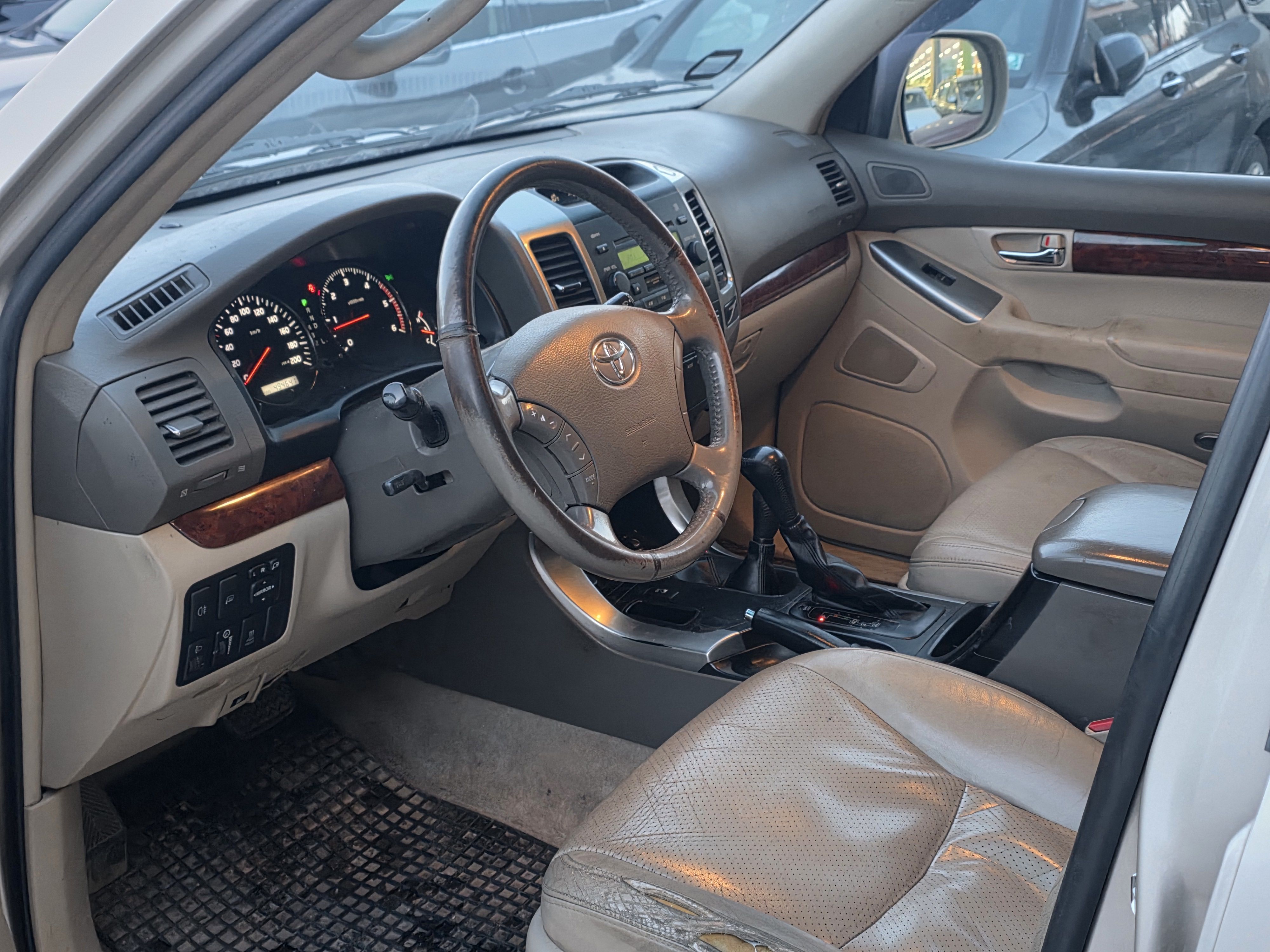 Toyota Land Cruiser 2009