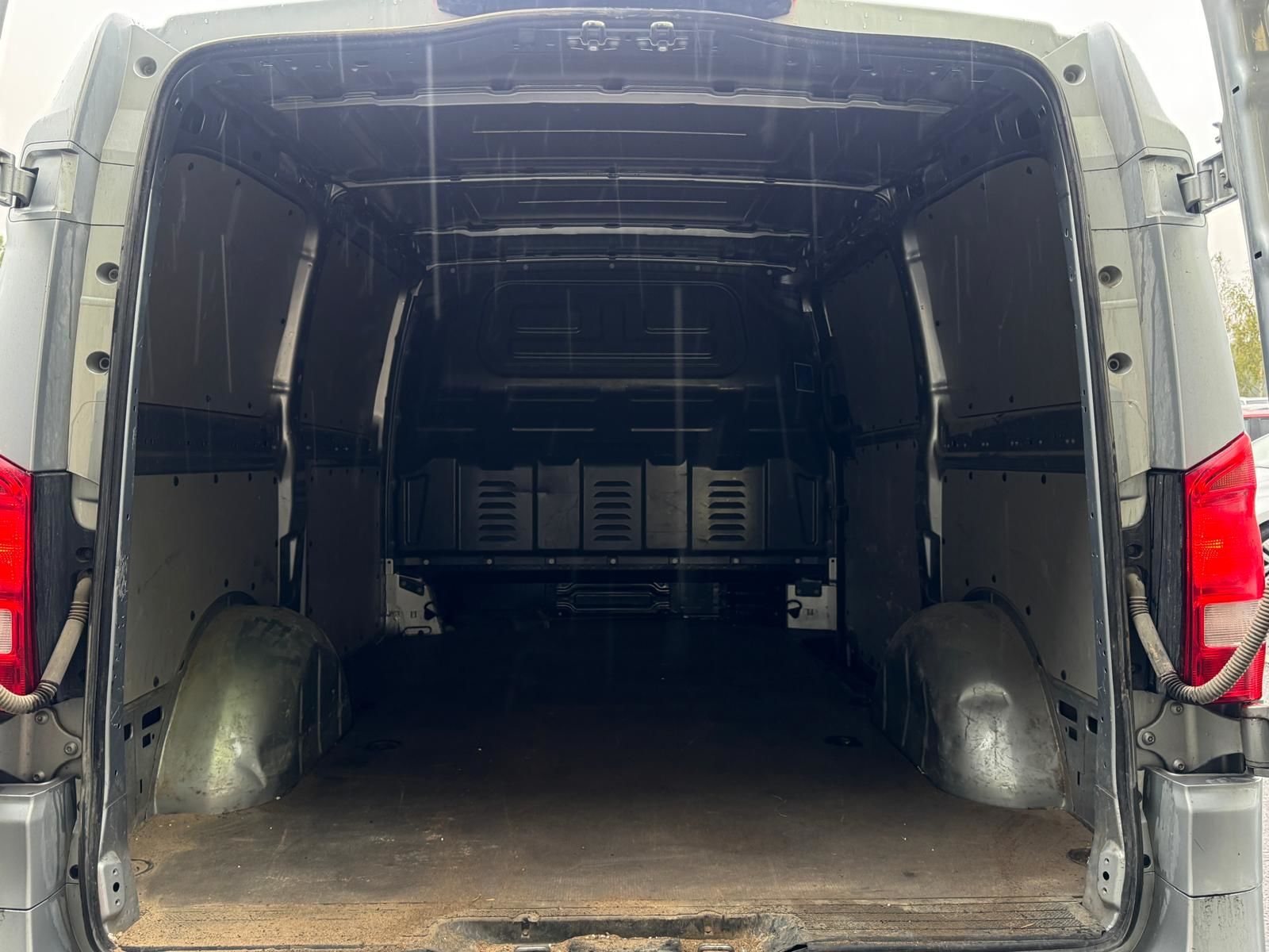 Mercedes-Benz Vito 2024