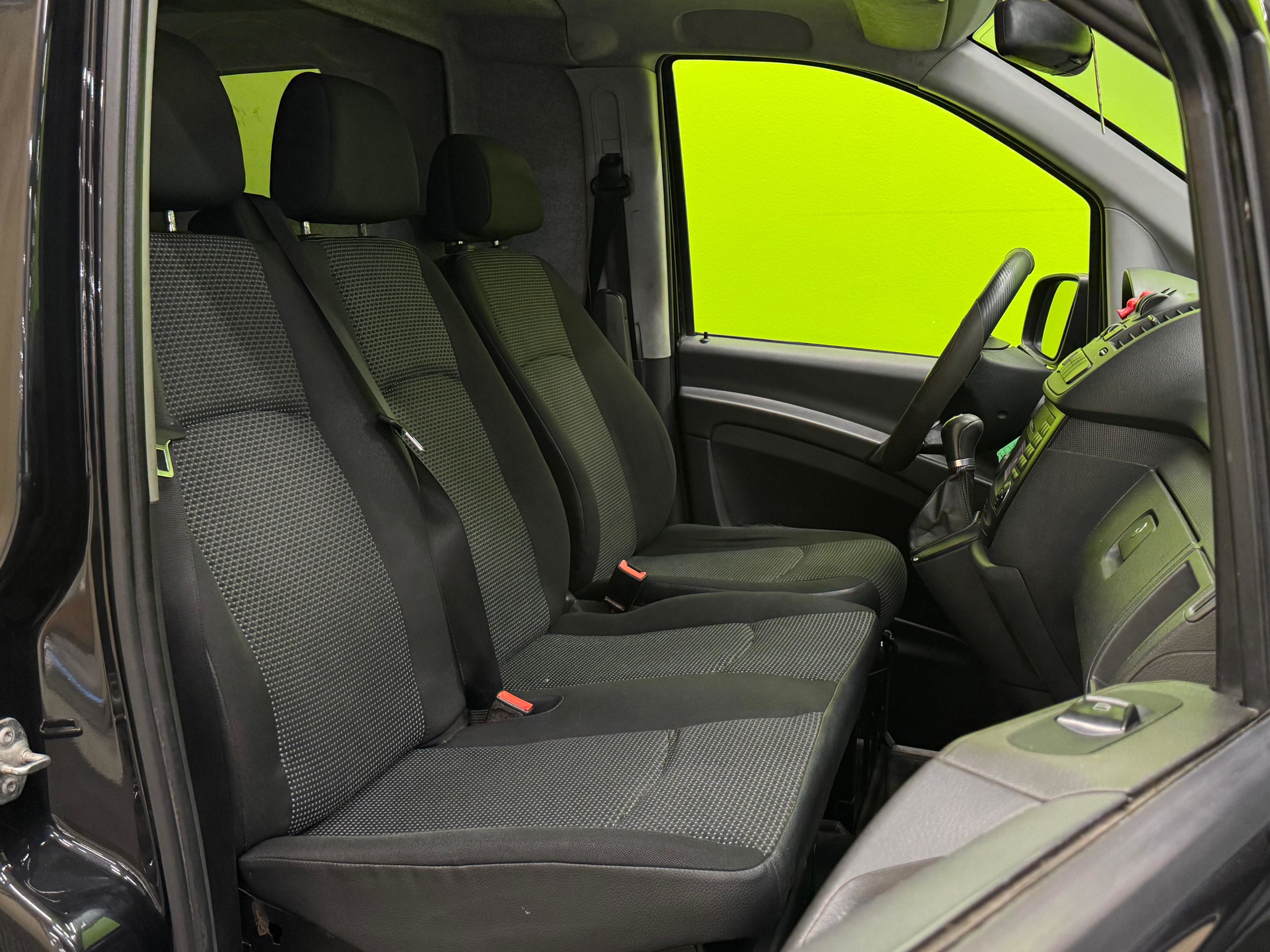 Mercedes-Benz Vito 2012