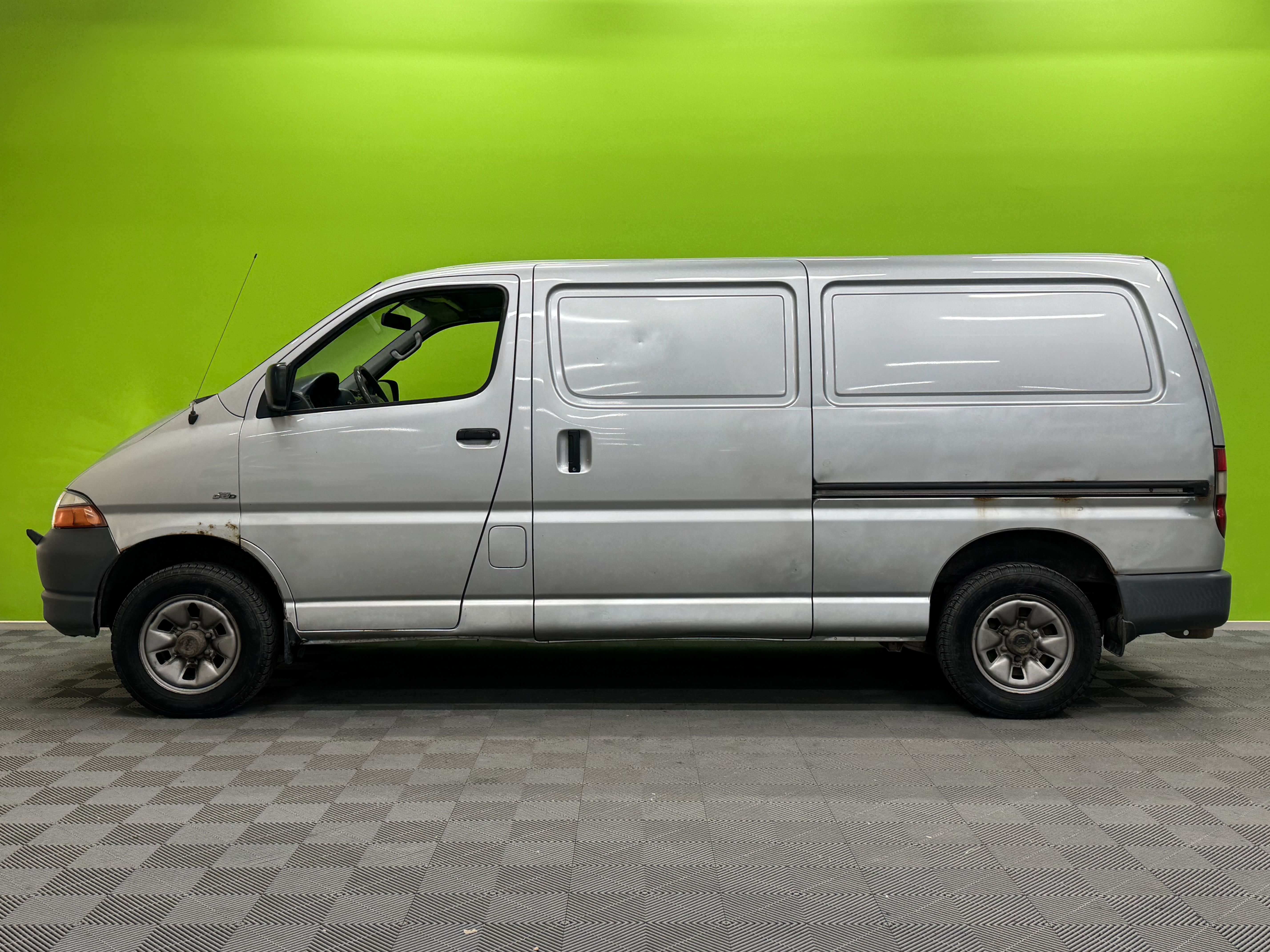 Toyota Hiace 2006