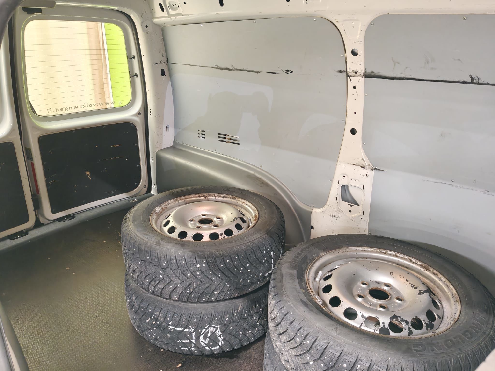 Volkswagen Caddy Maxi 2013