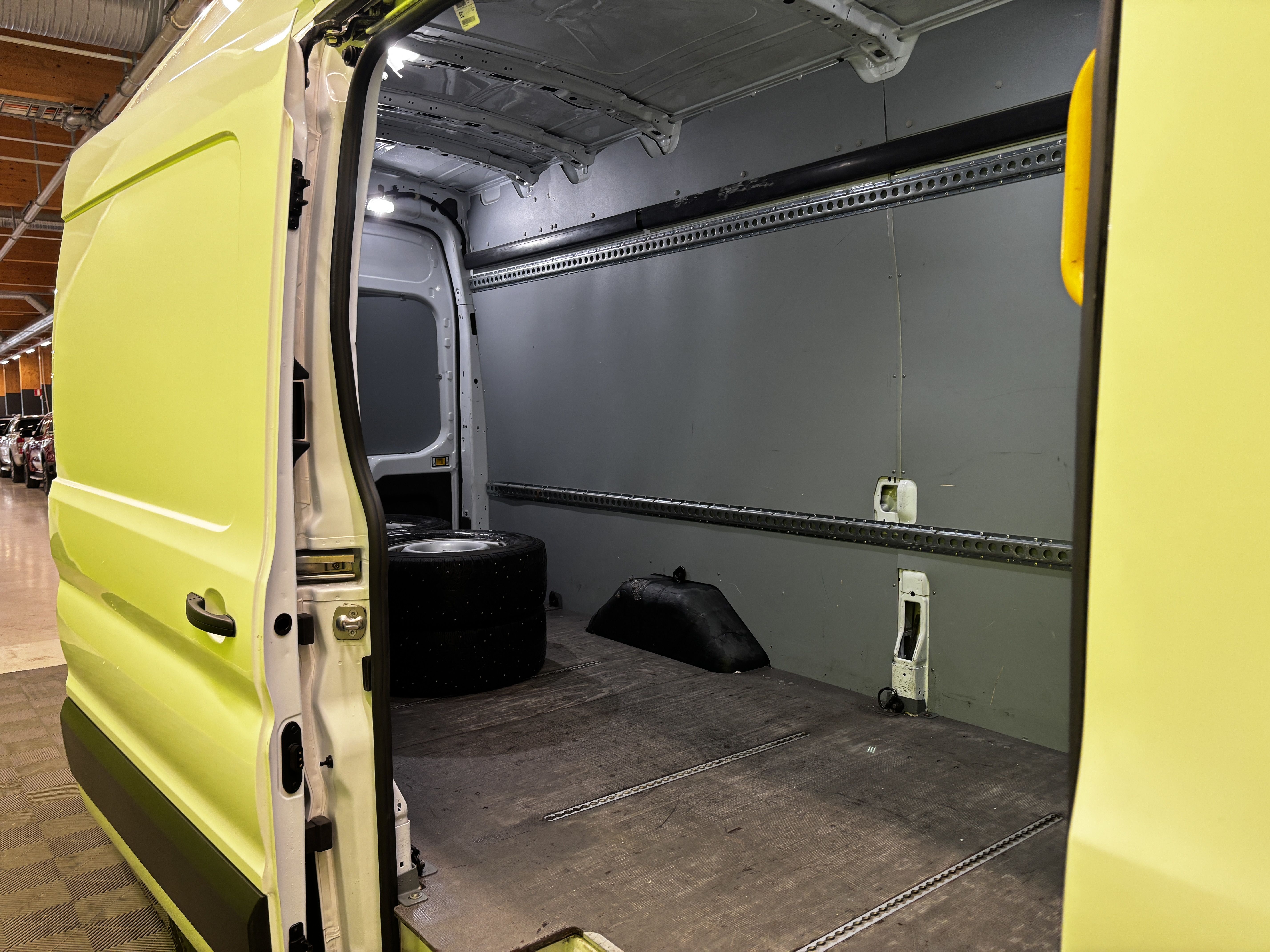 Ford Transit 2023