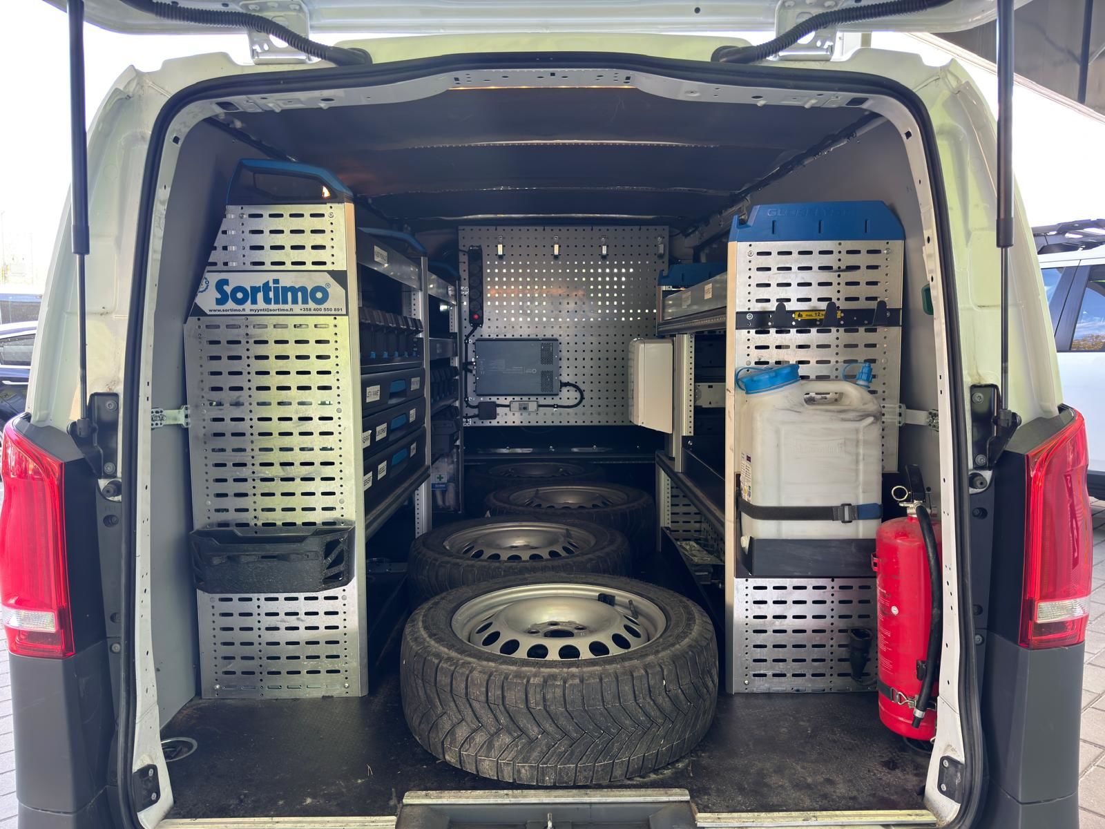 Mercedes-Benz Vito 2023