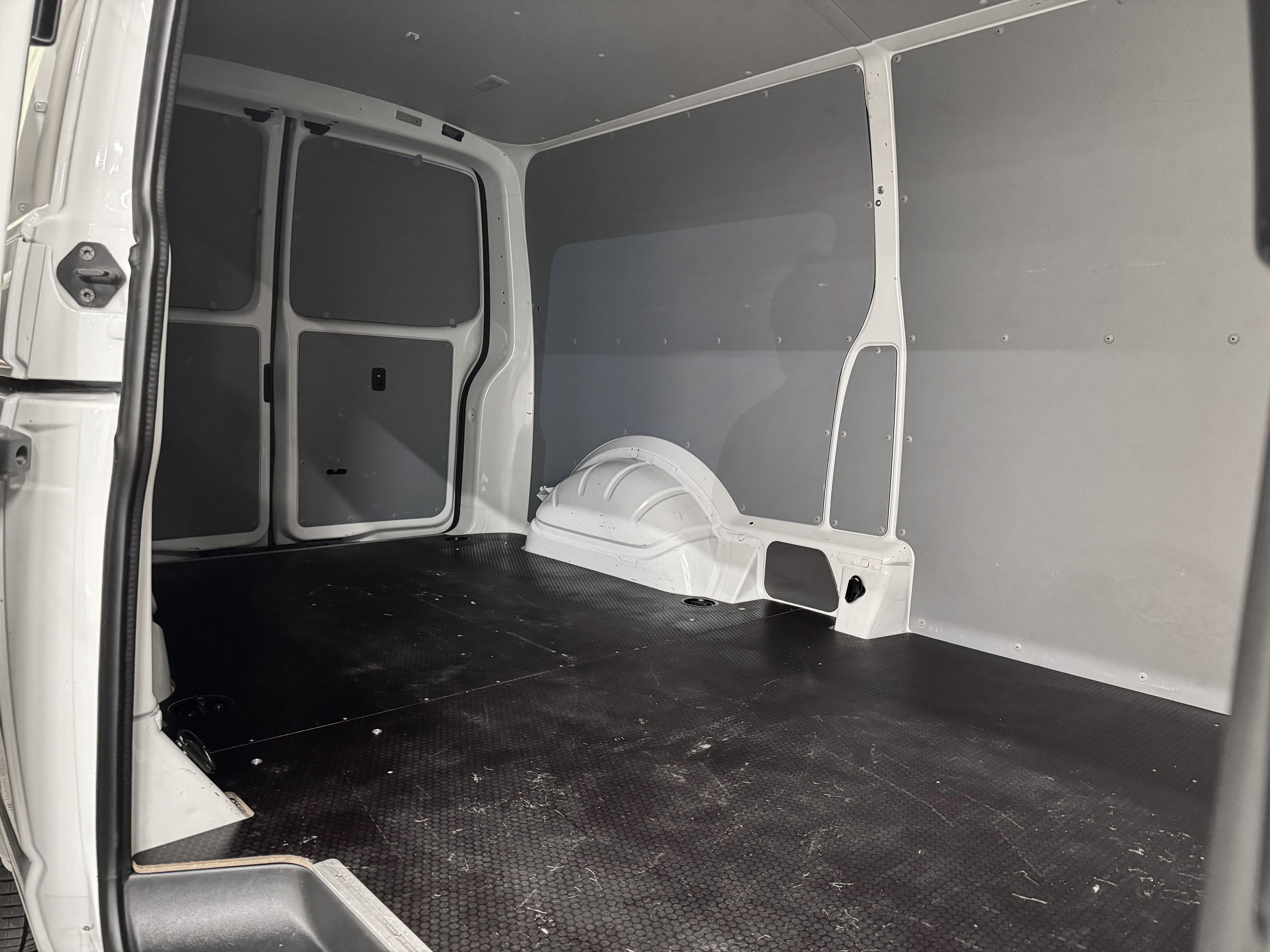 Volkswagen Transporter 2023