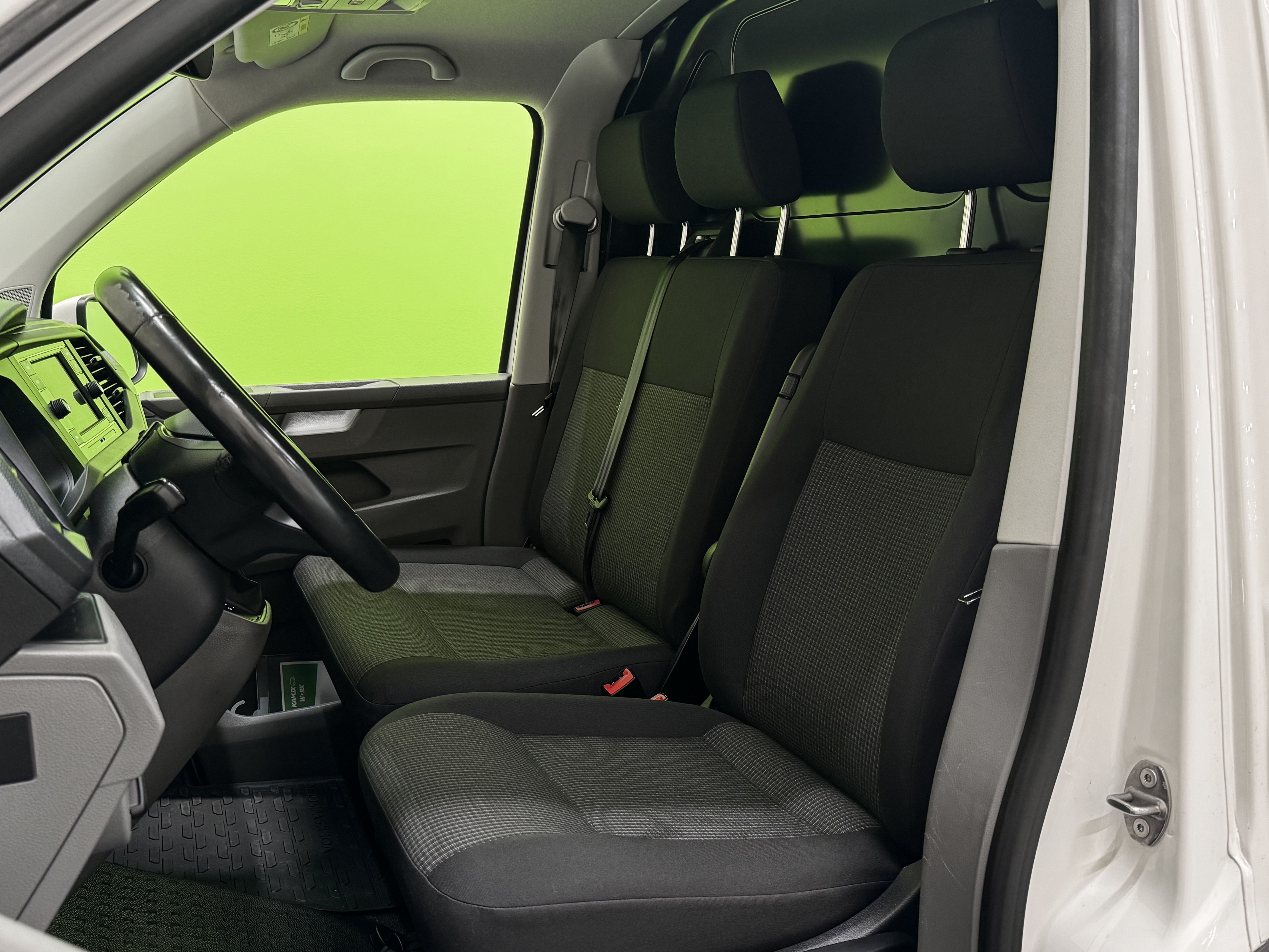 Volkswagen Transporter 2023