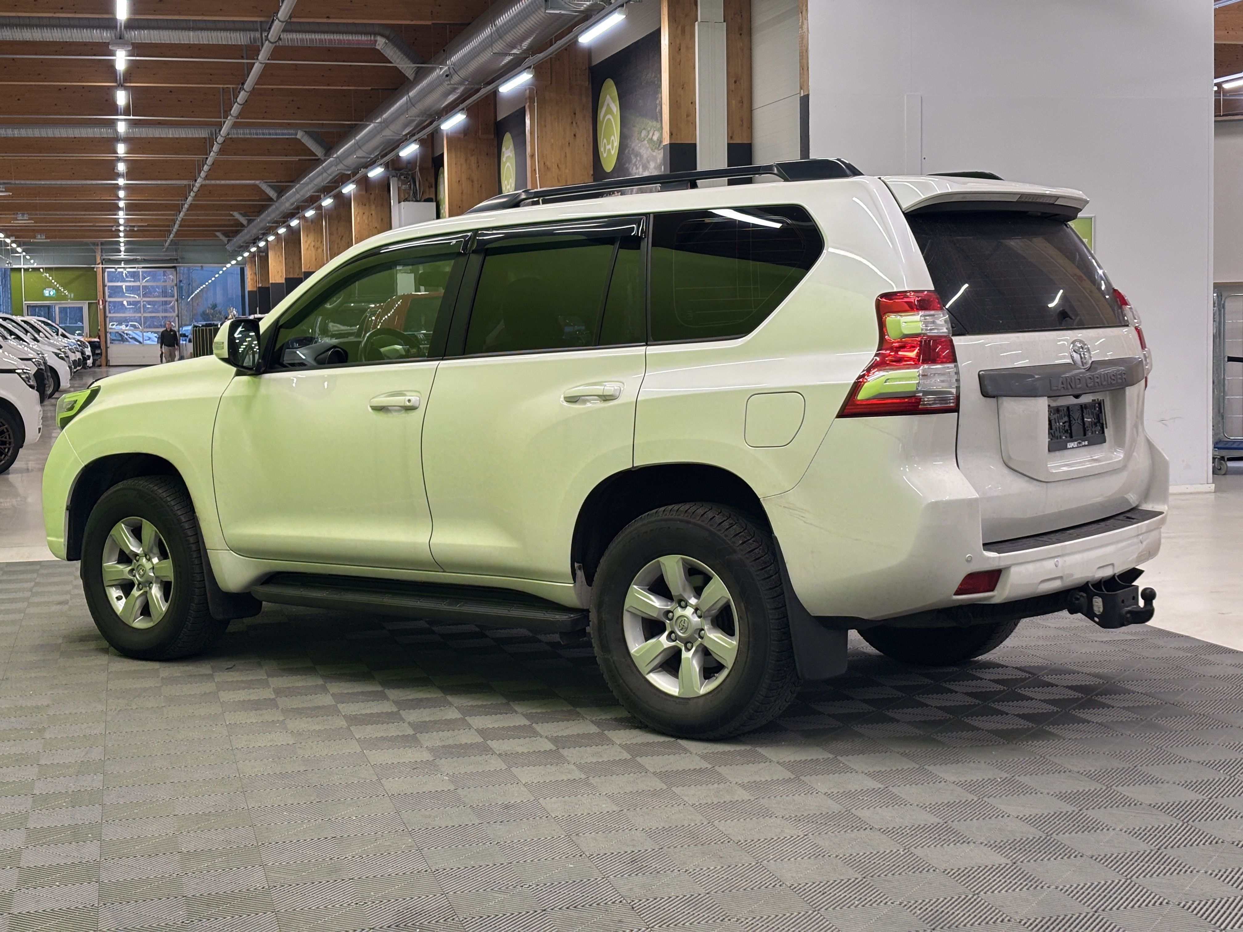 Toyota Land Cruiser 2017