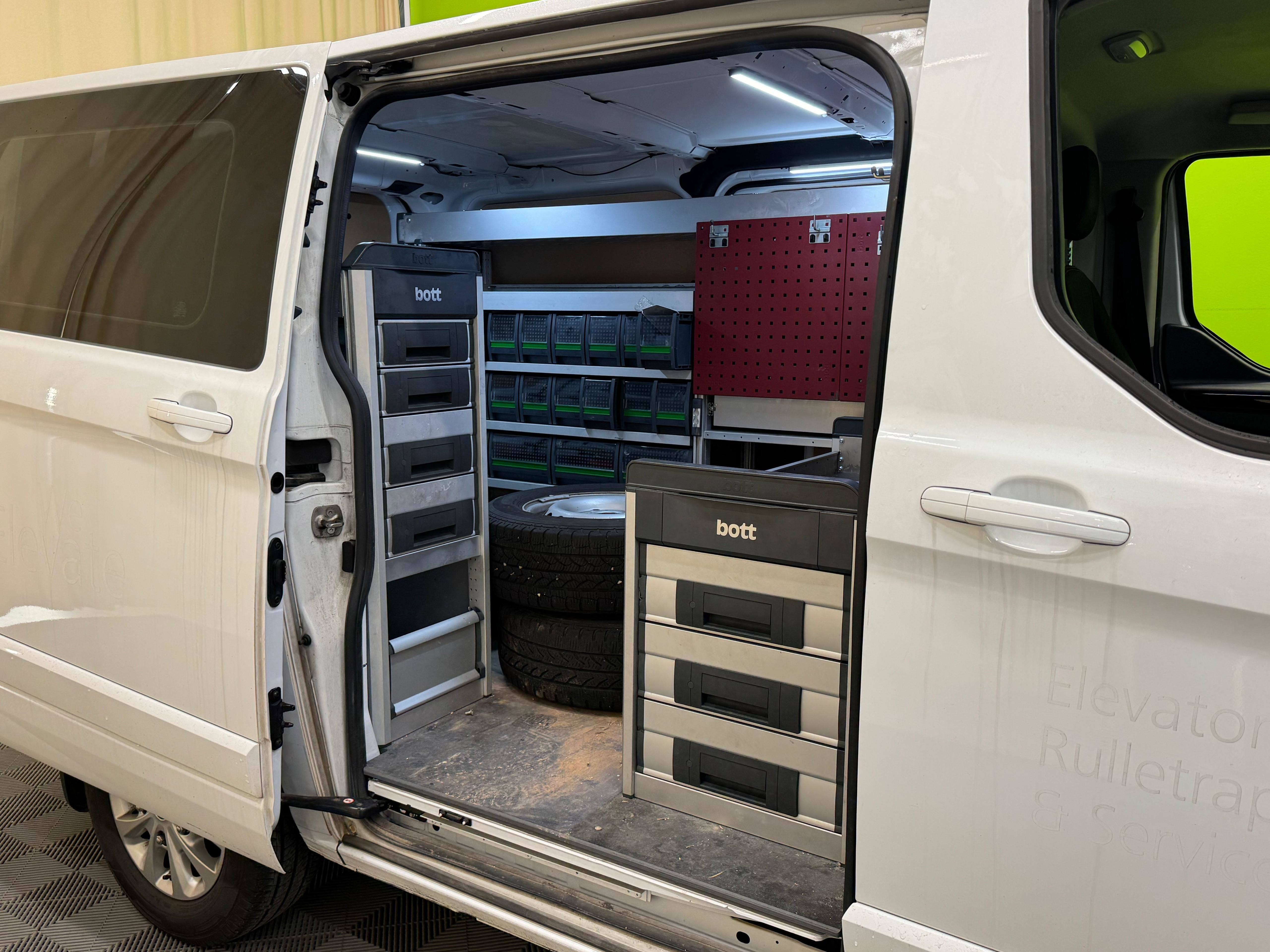 Ford Transit Custom 2023