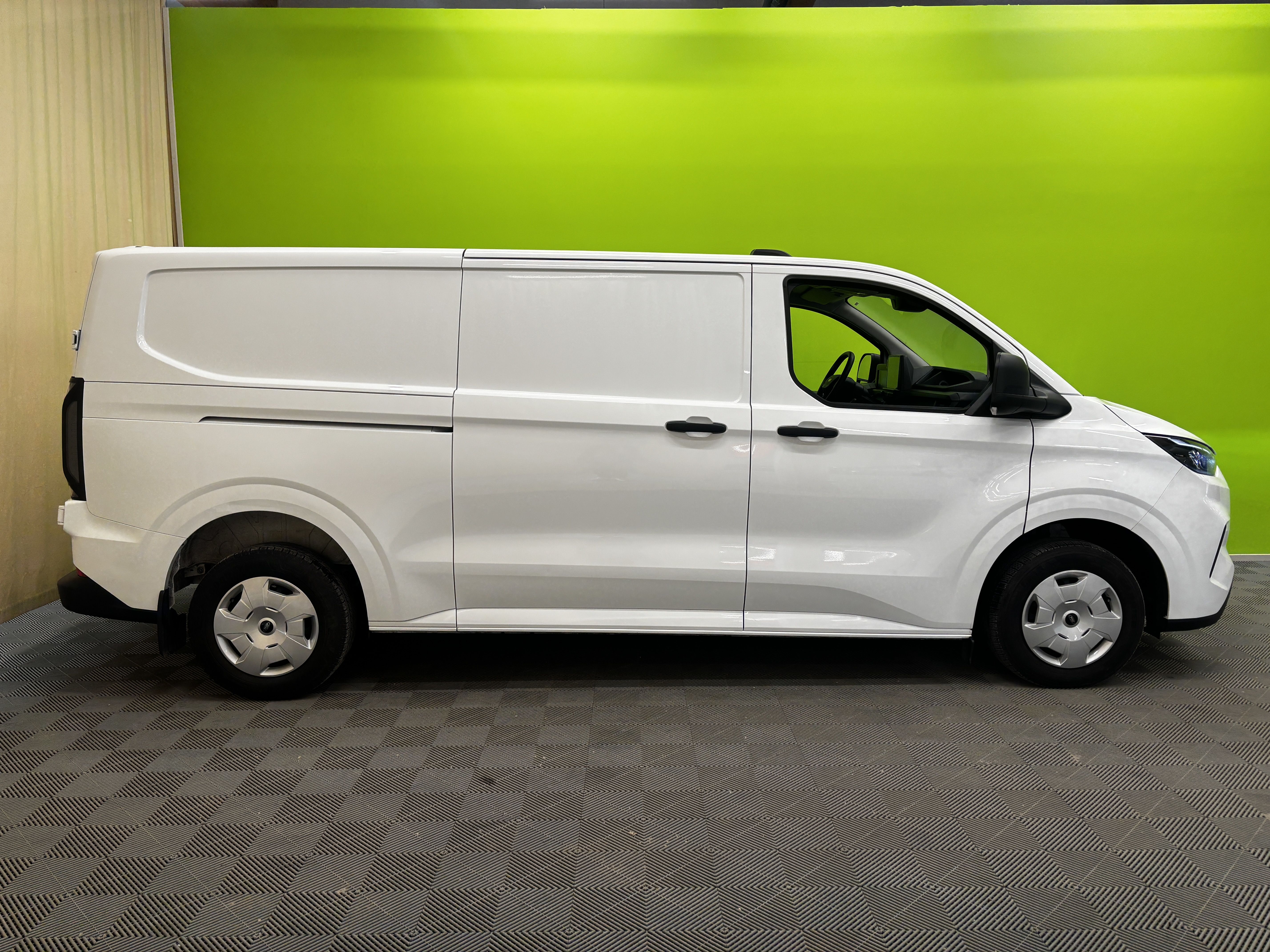 Ford Transit Custom 2024