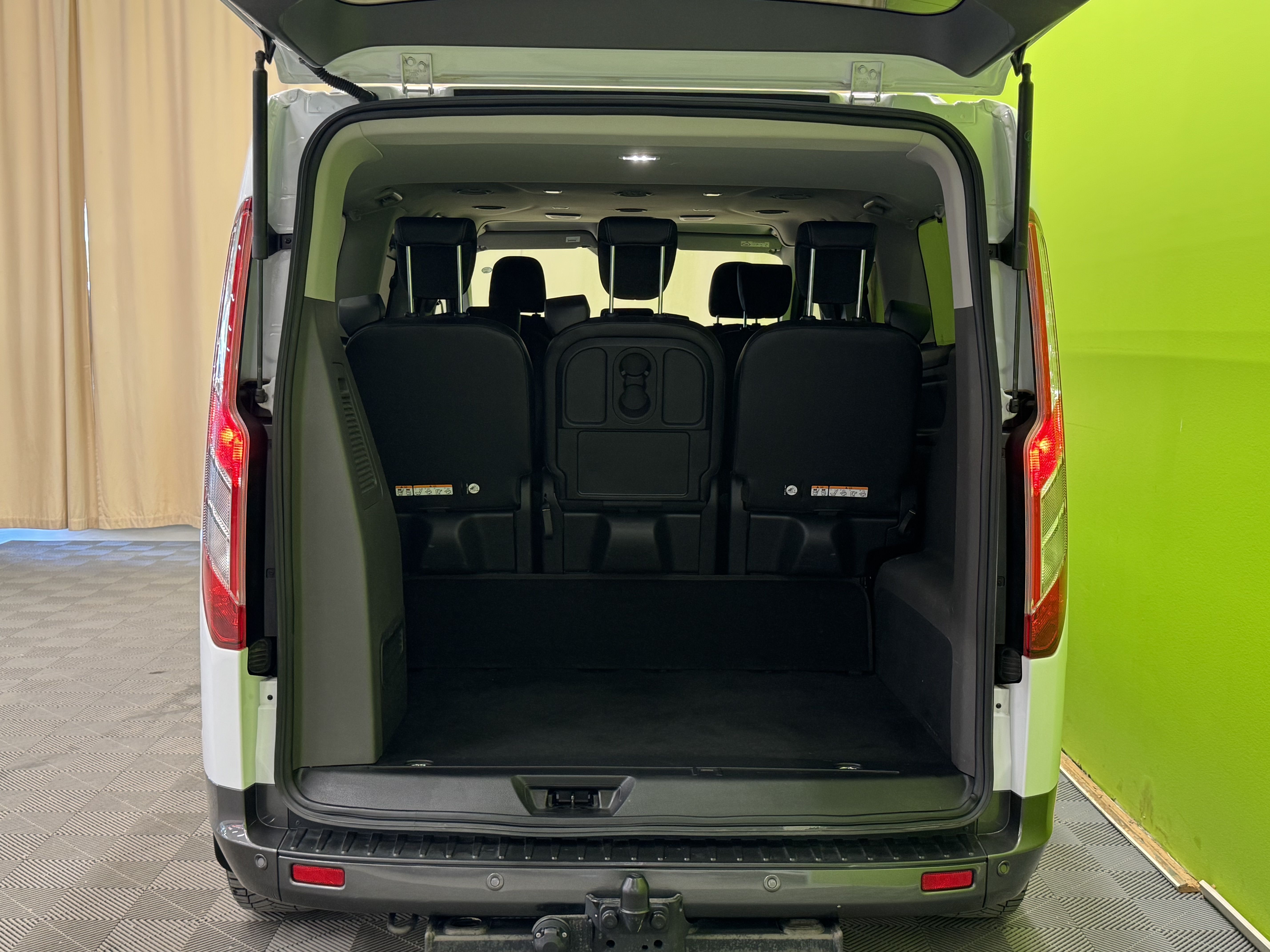 Ford Tourneo Custom 2023