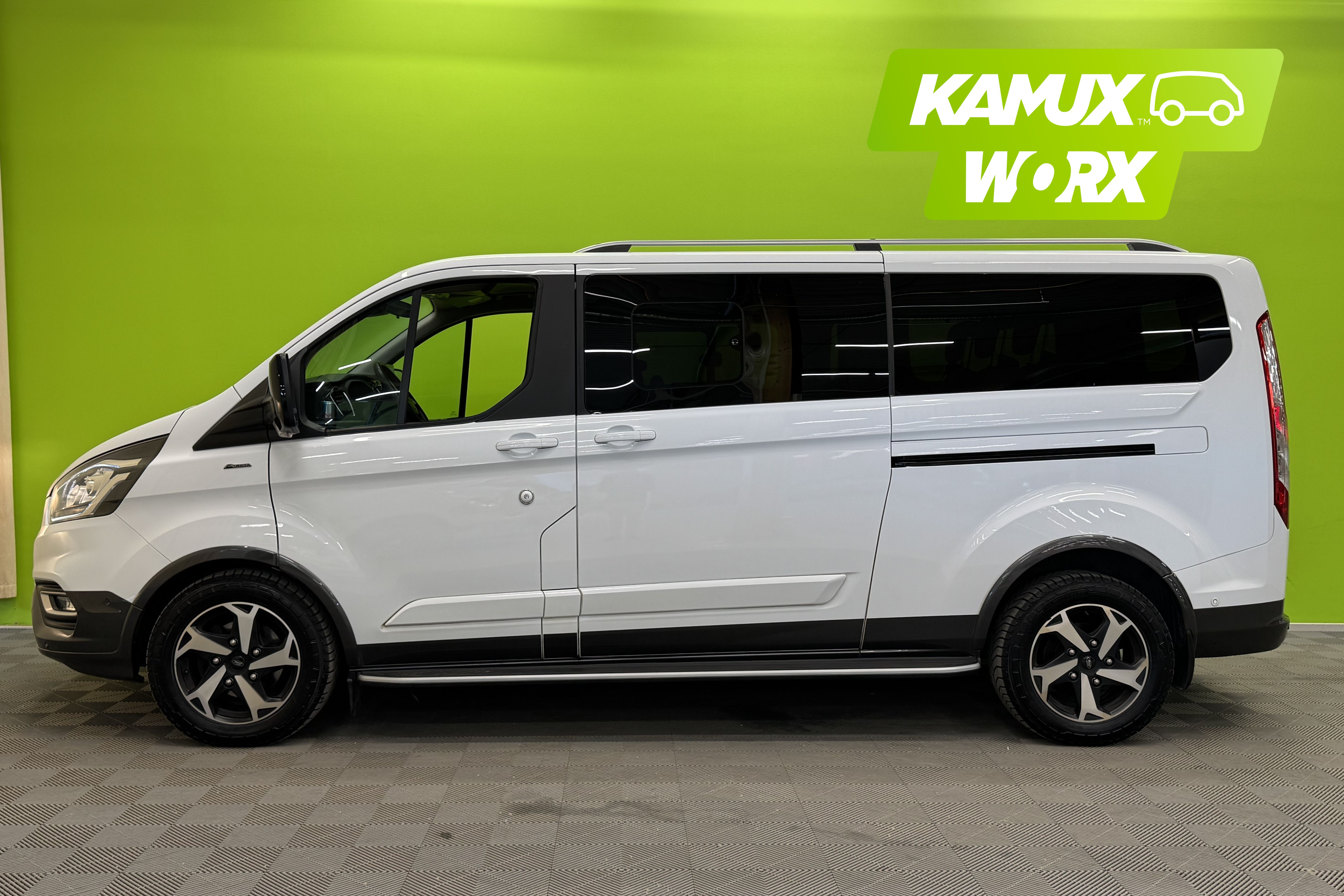 Ford Tourneo Custom 2023