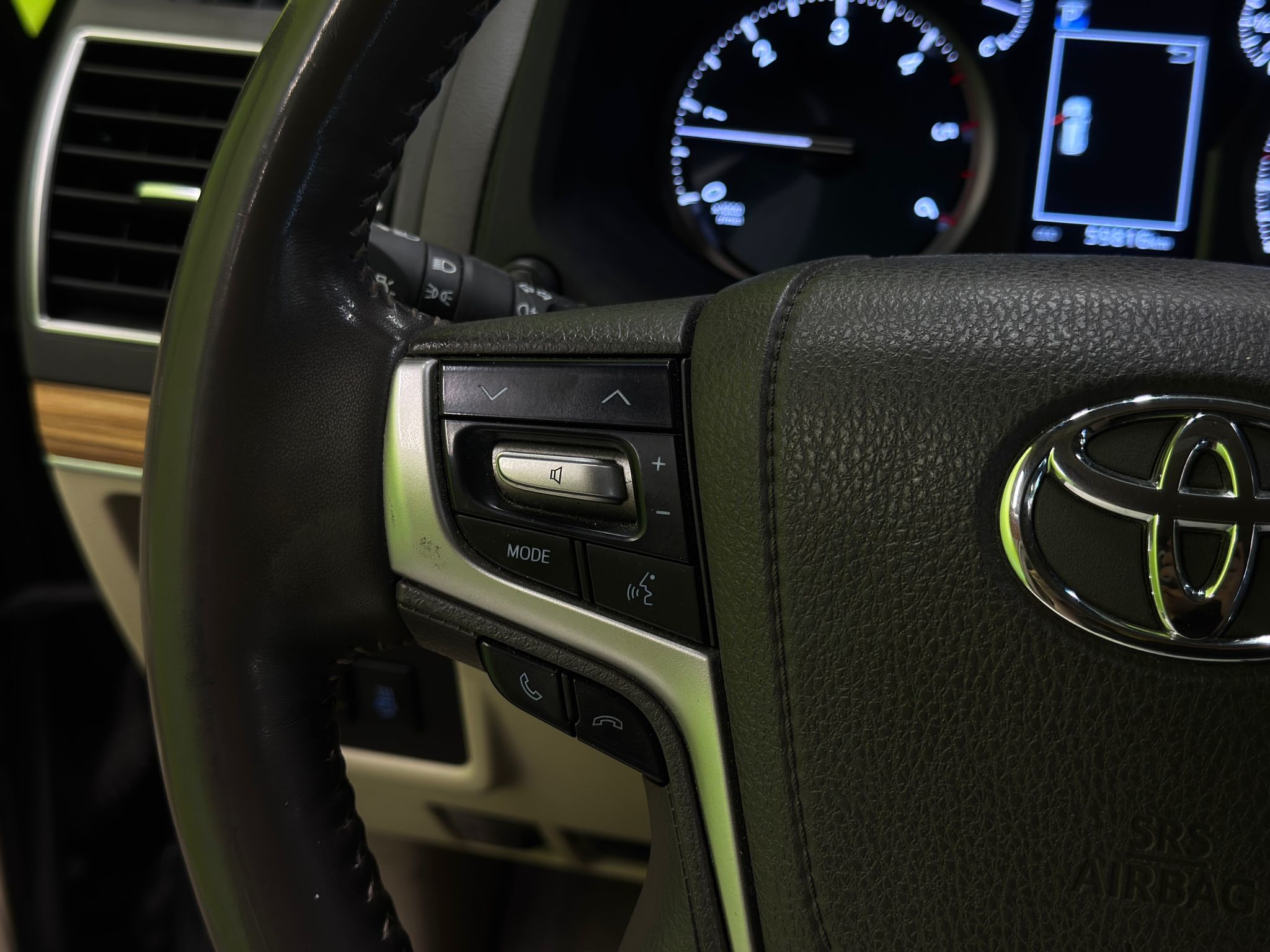 Toyota Land Cruiser 2019