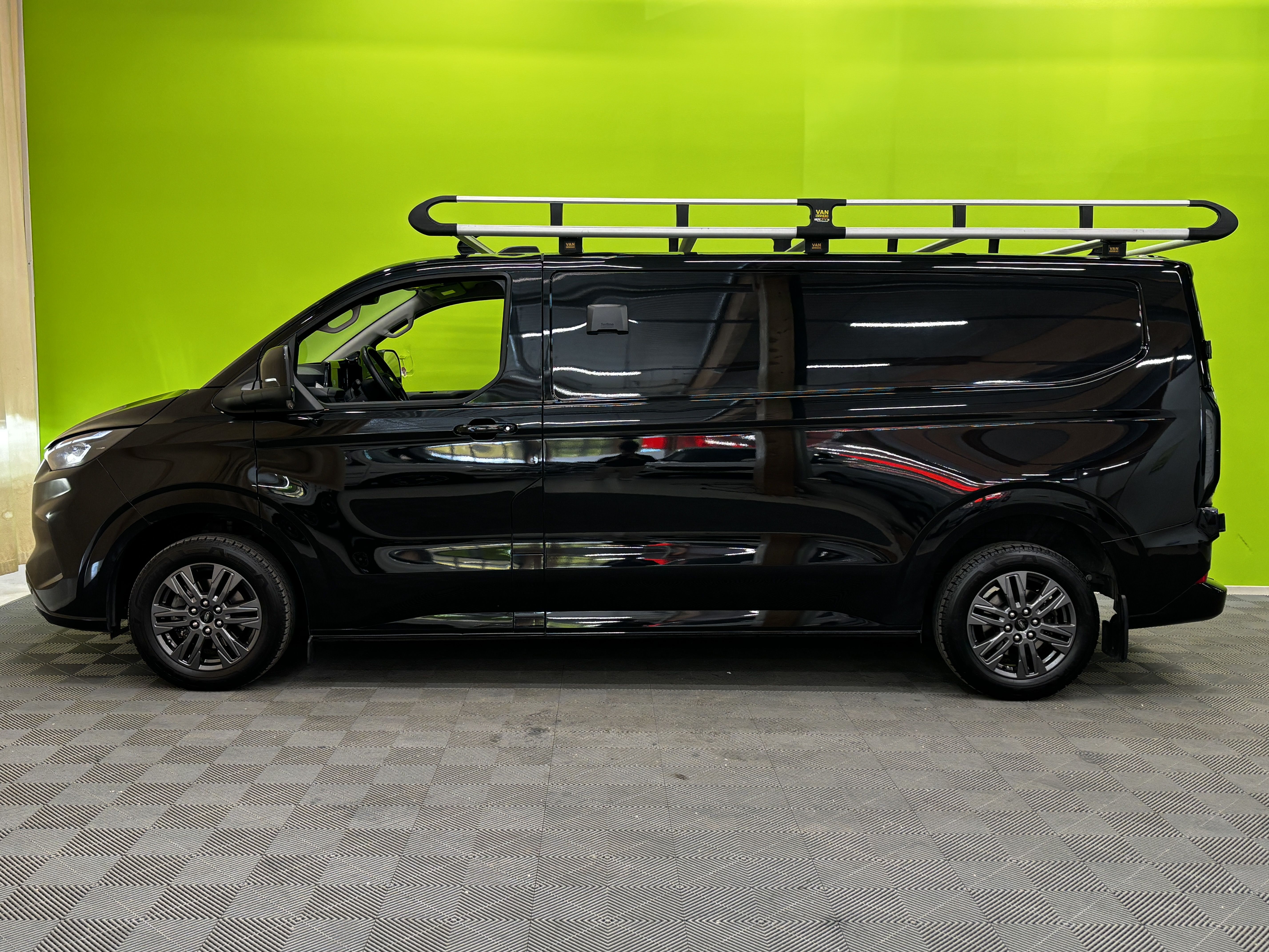 Ford Transit Custom 2025