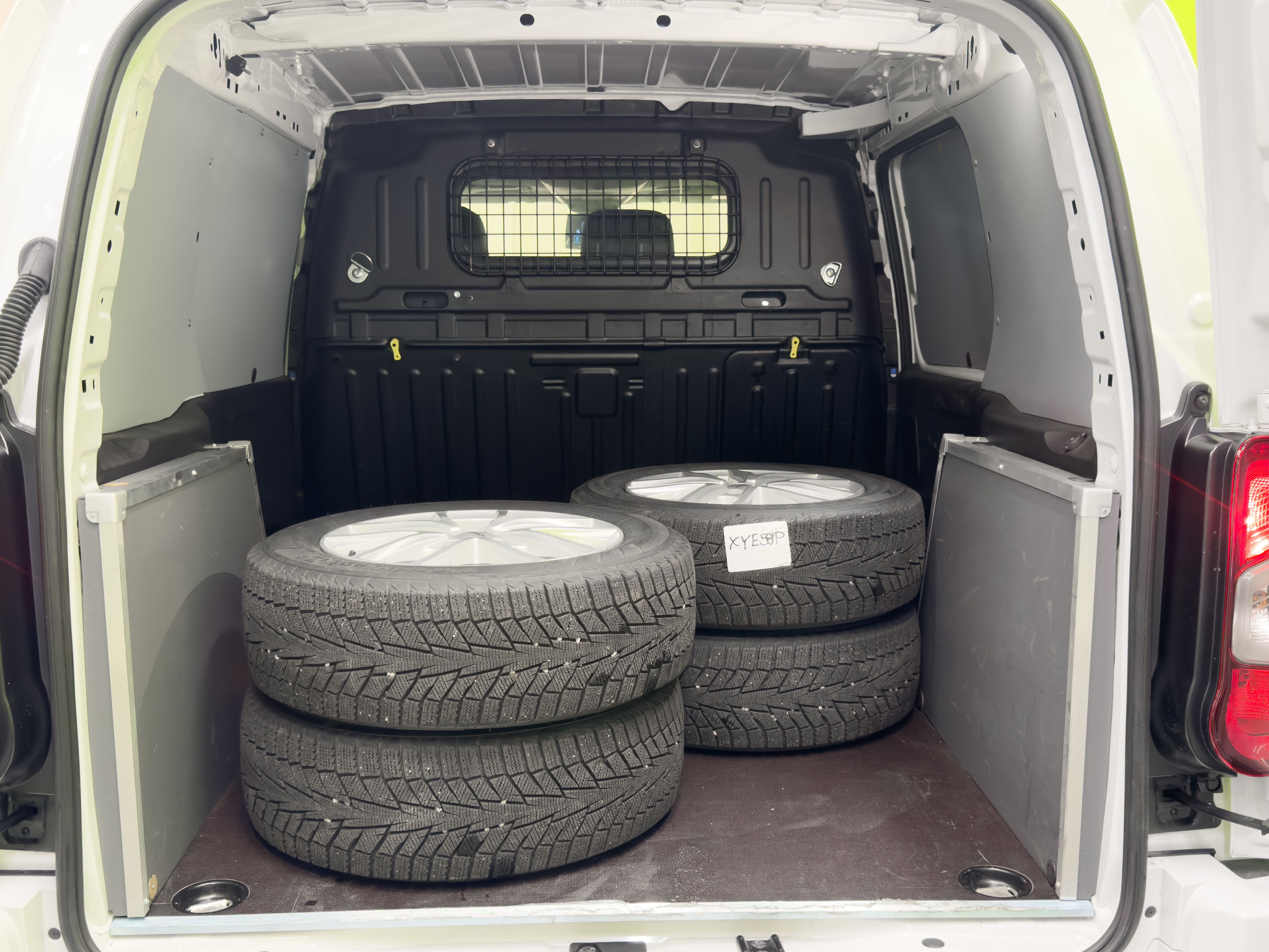 Toyota Proace City EV 2023