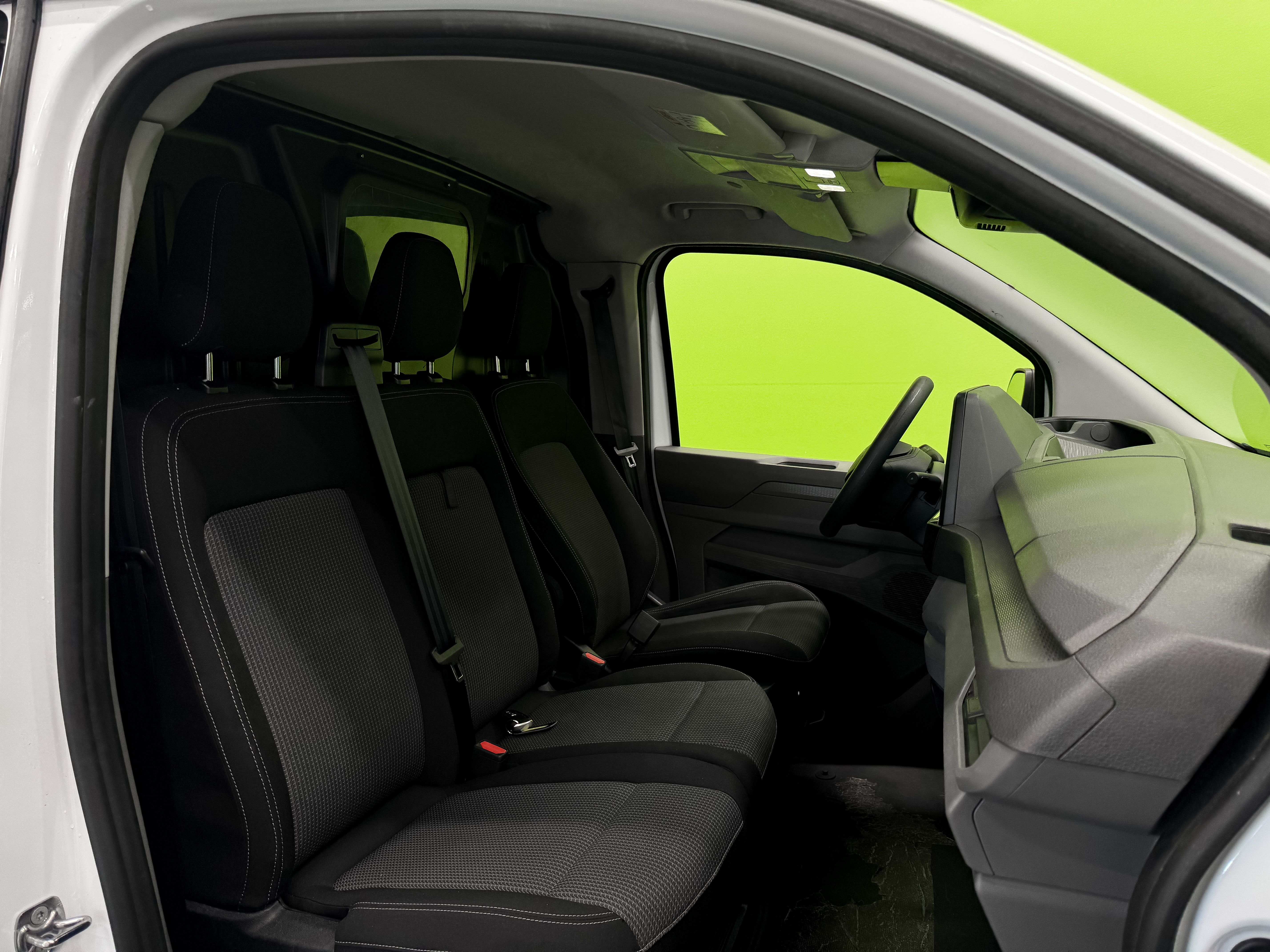 Volkswagen Transporter 2025