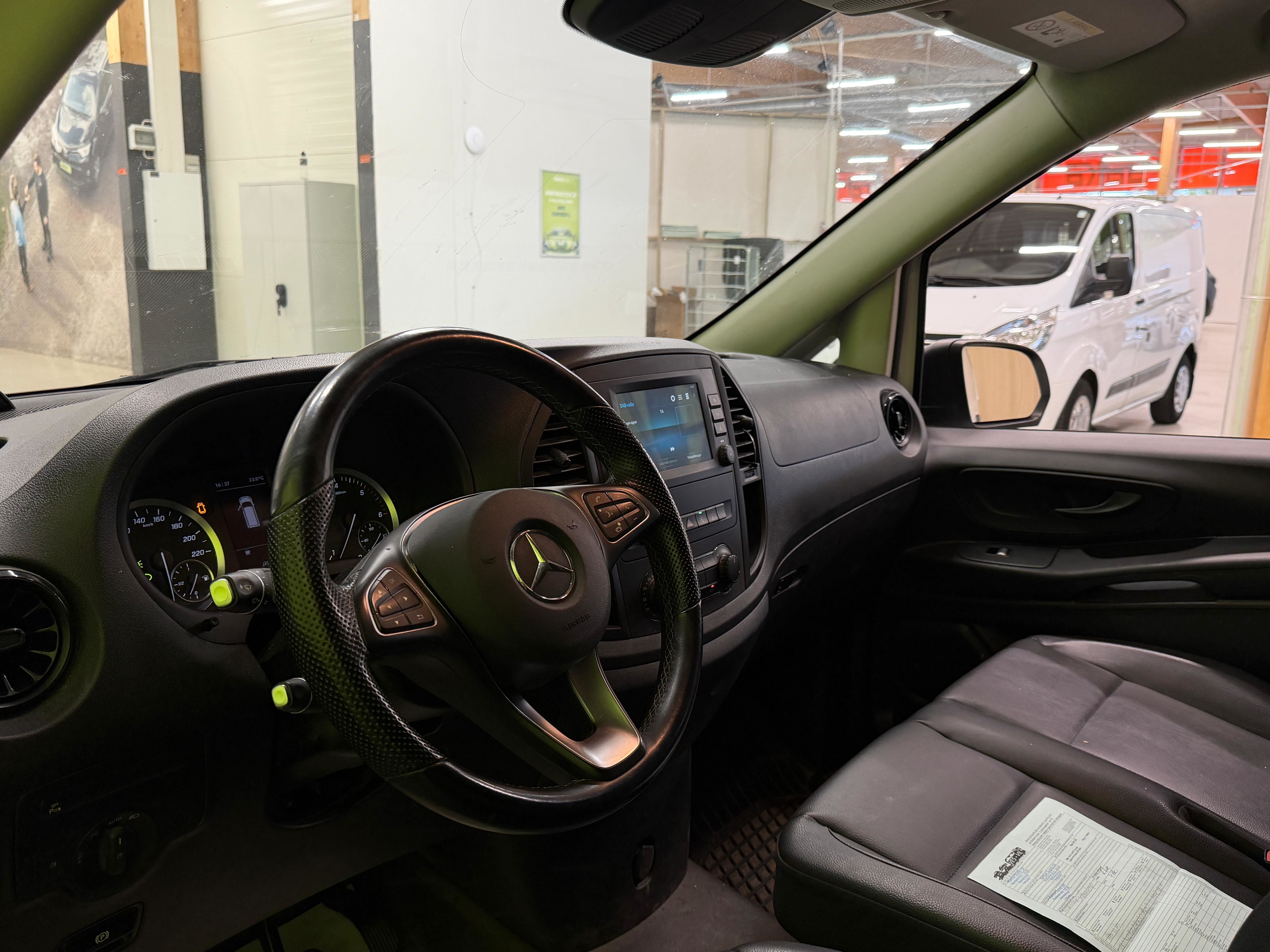 Mercedes-Benz Vito 2023