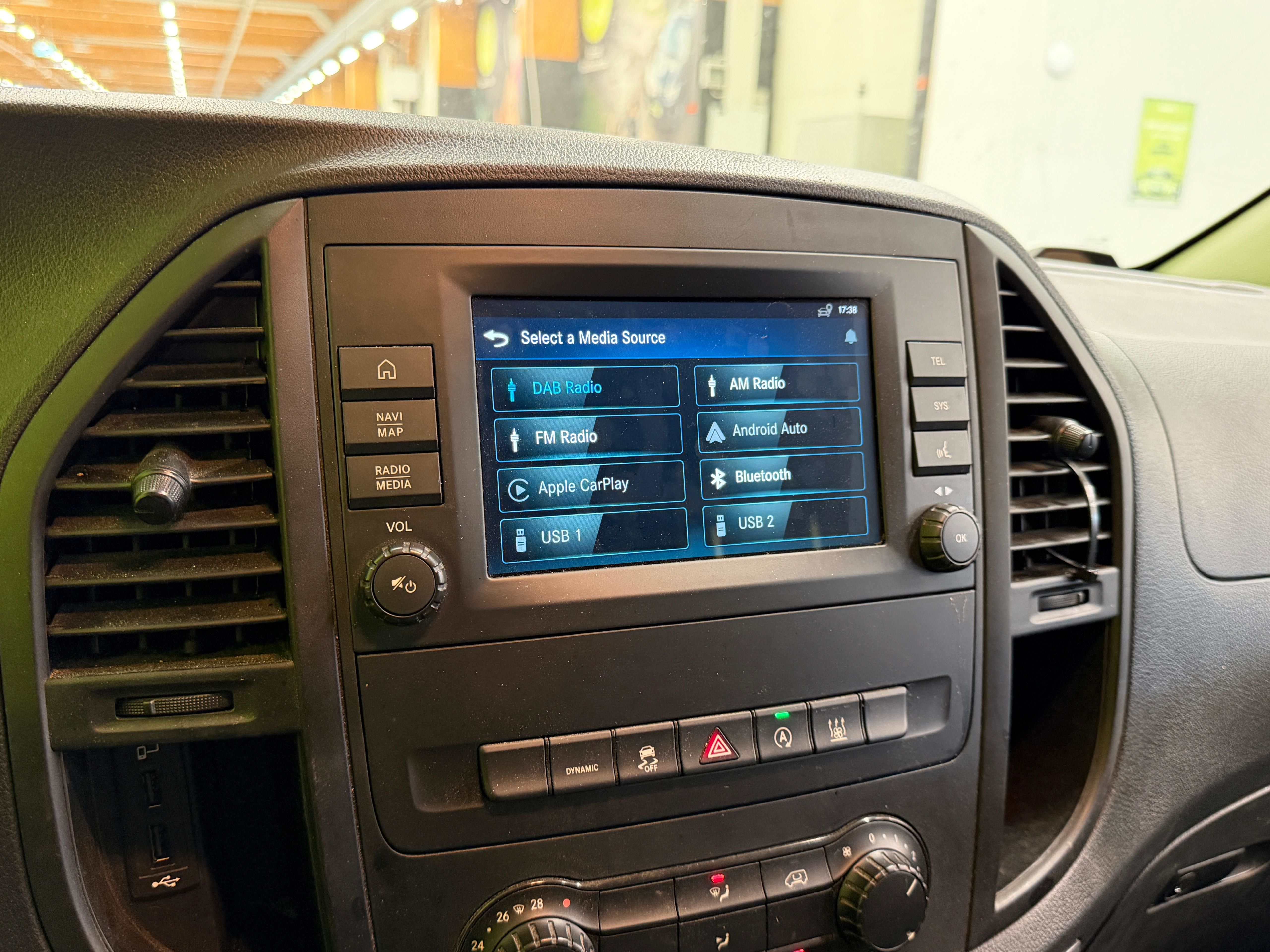 Mercedes-Benz Vito 2023