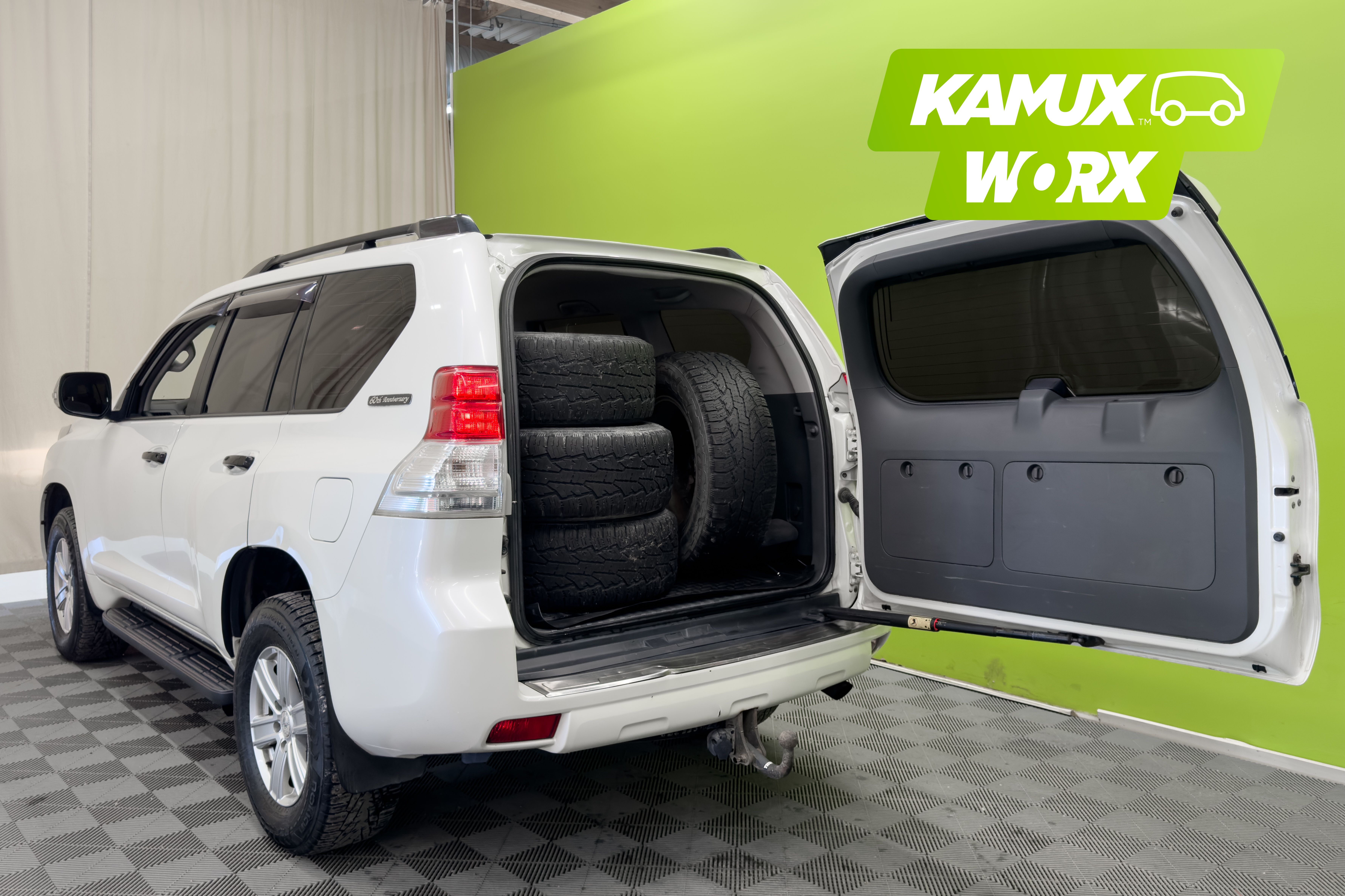 Toyota Land Cruiser 2011