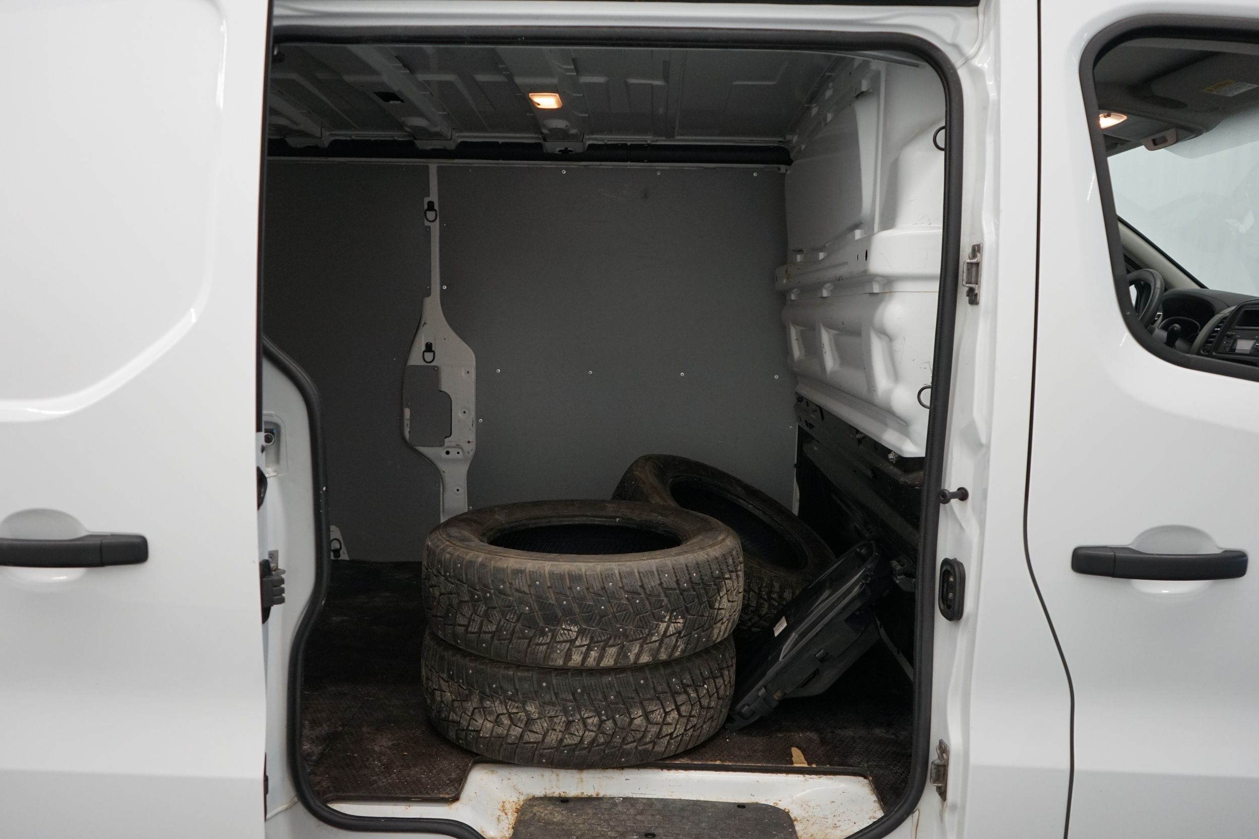 Nissan NV300 2017