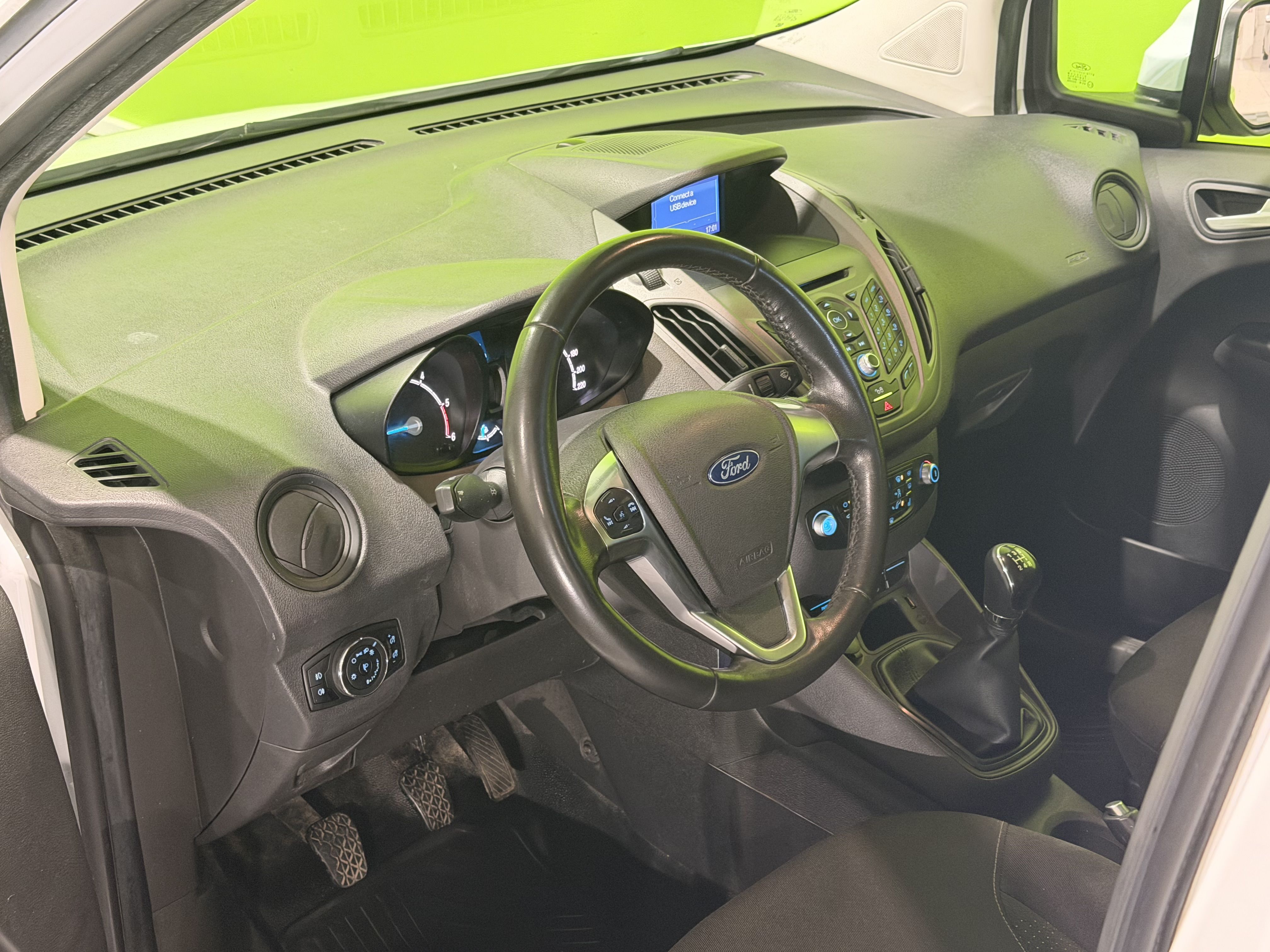 Ford Transit Courier 2018