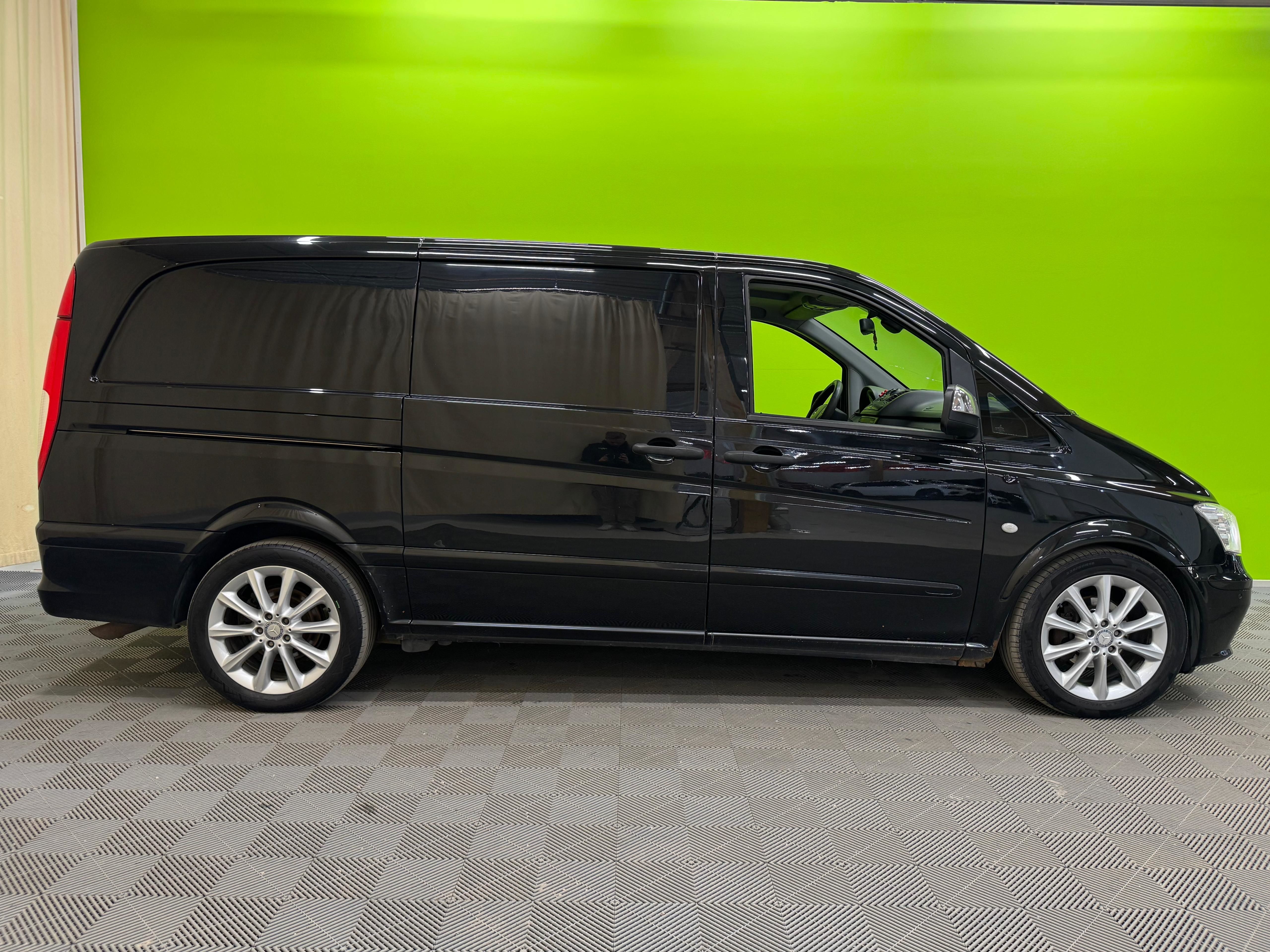 Mercedes-Benz Vito 2012