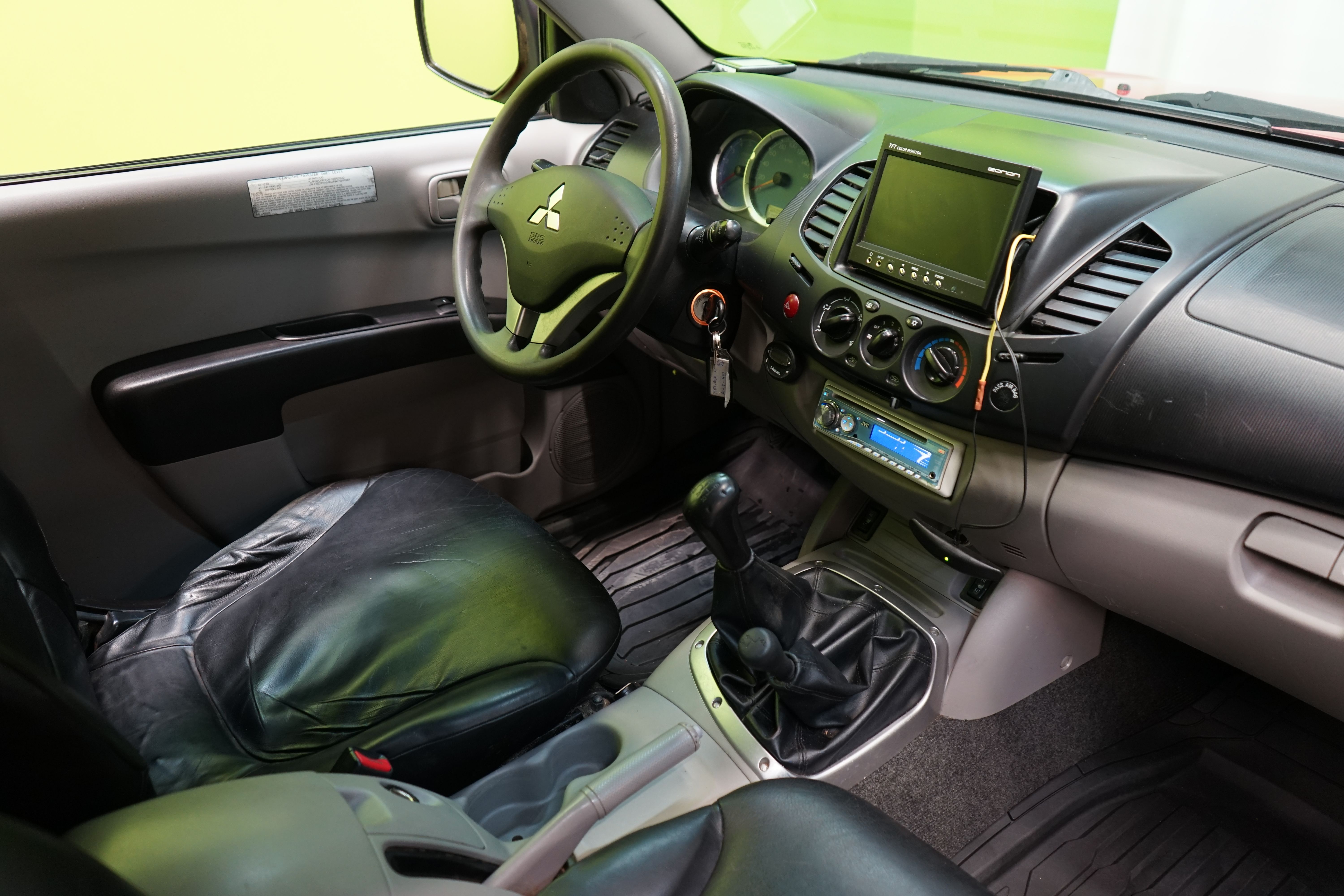 Mitsubishi L200 2010