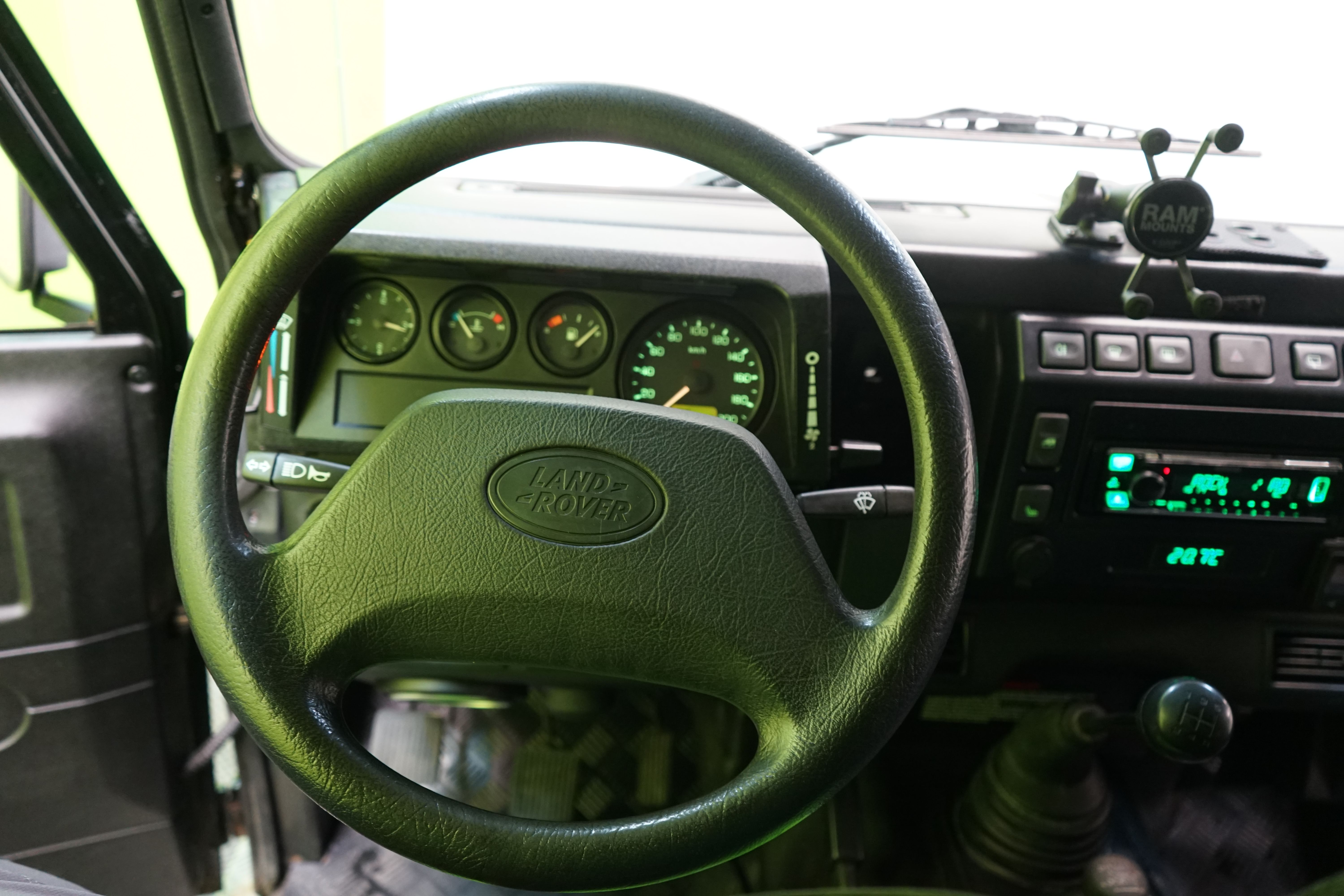 Land Rover Defender 2007