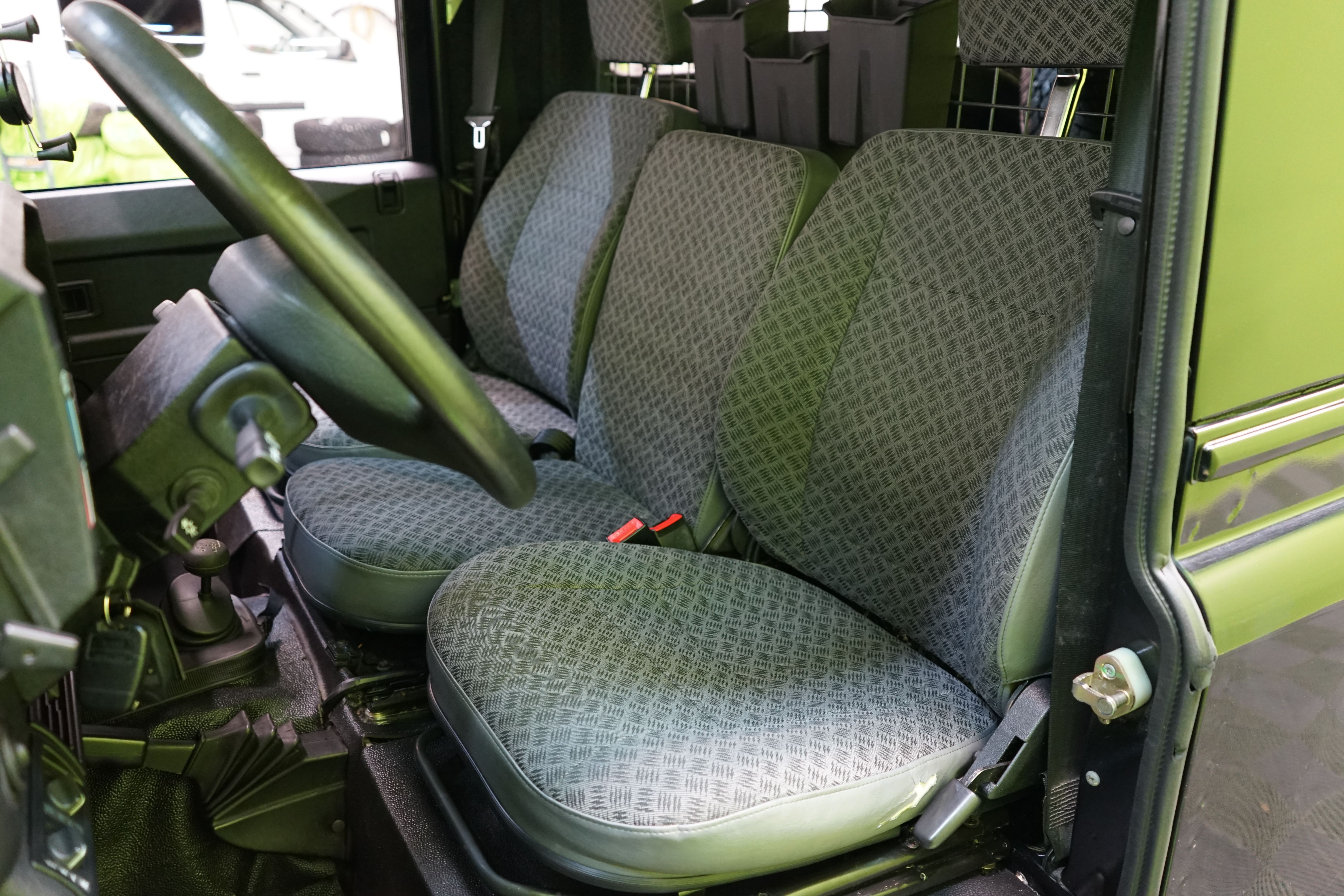 Land Rover Defender 2007