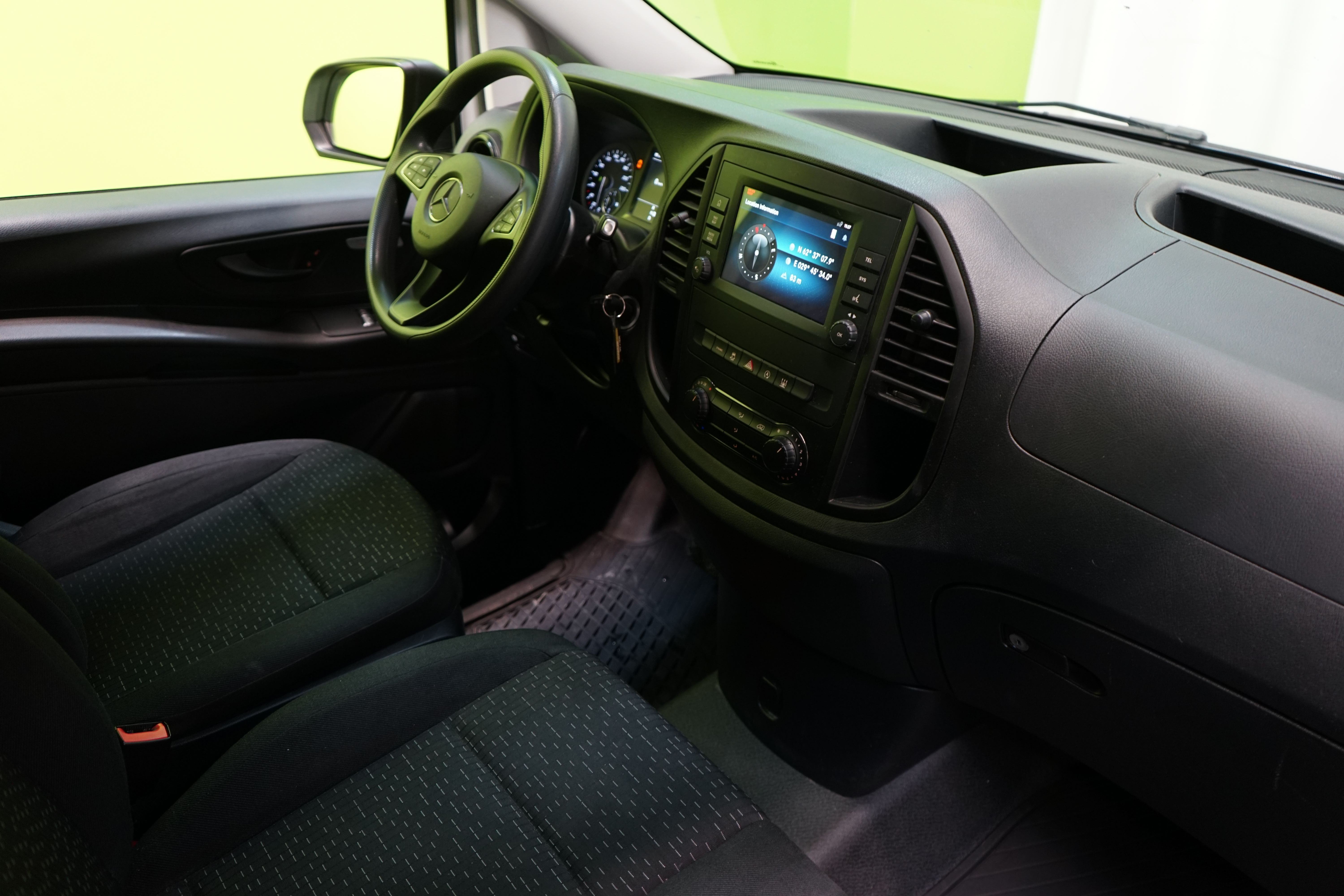 Mercedes-Benz Vito 2023