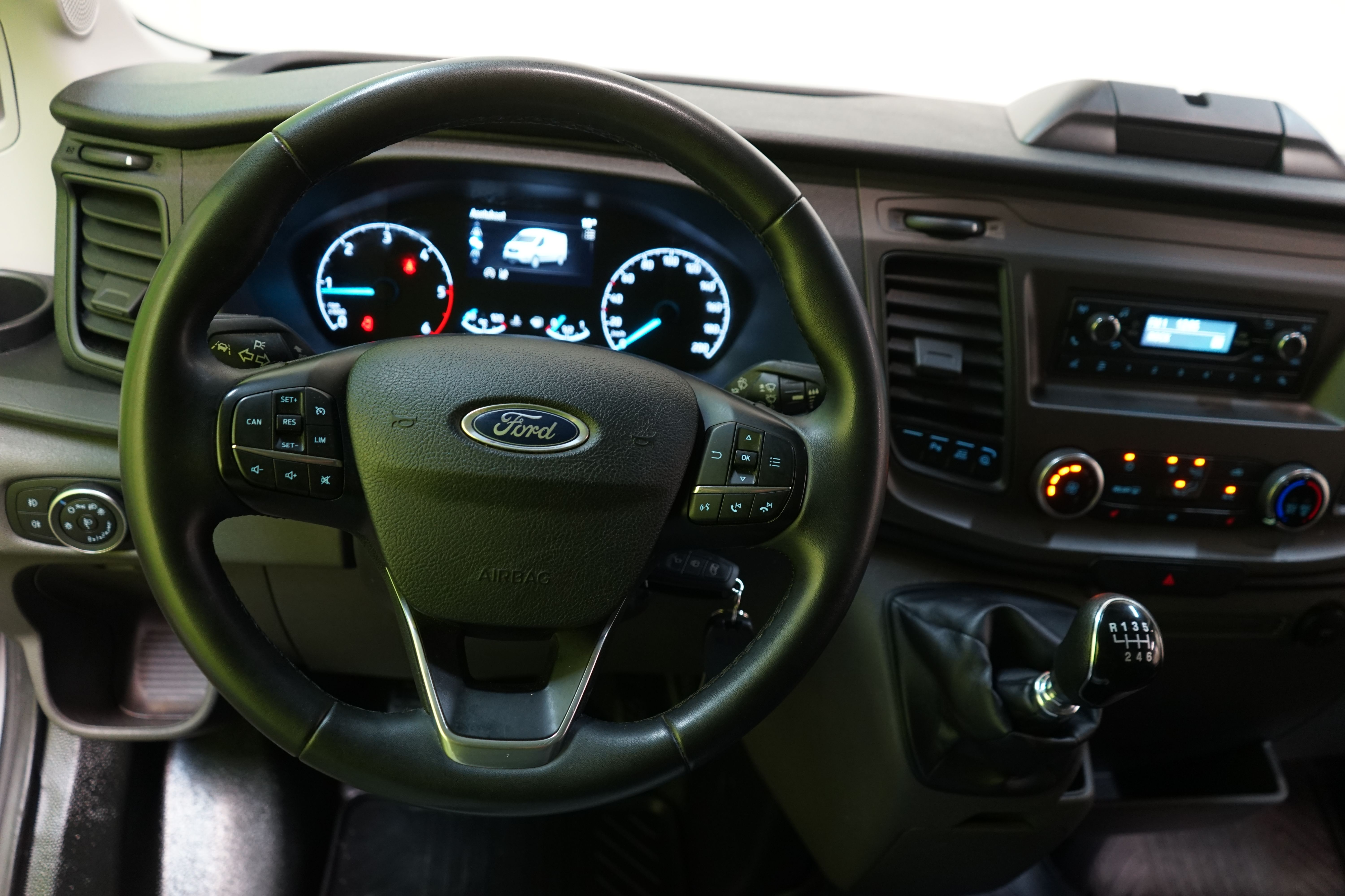 Ford Transit 2022