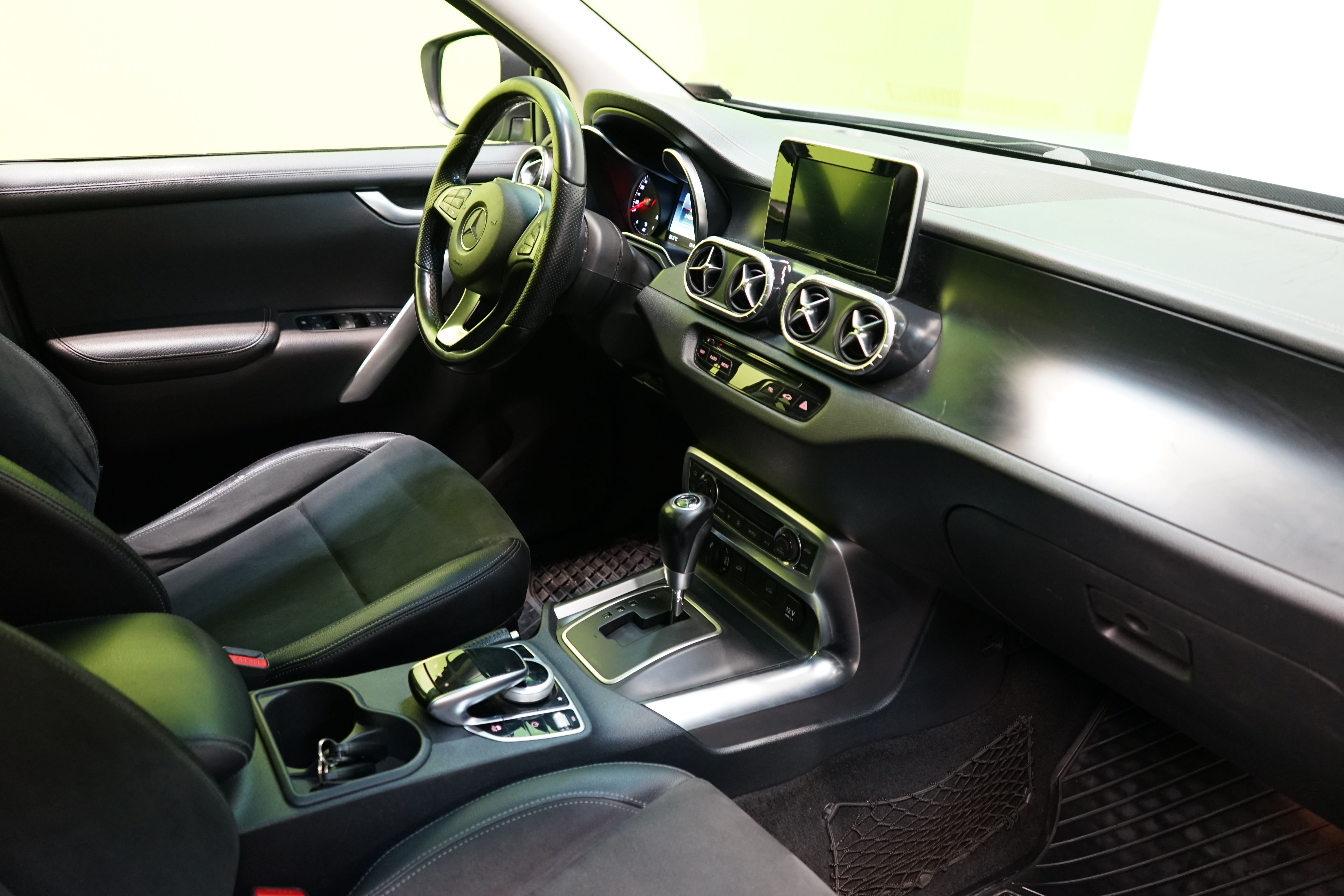 Mercedes-Benz X 2018