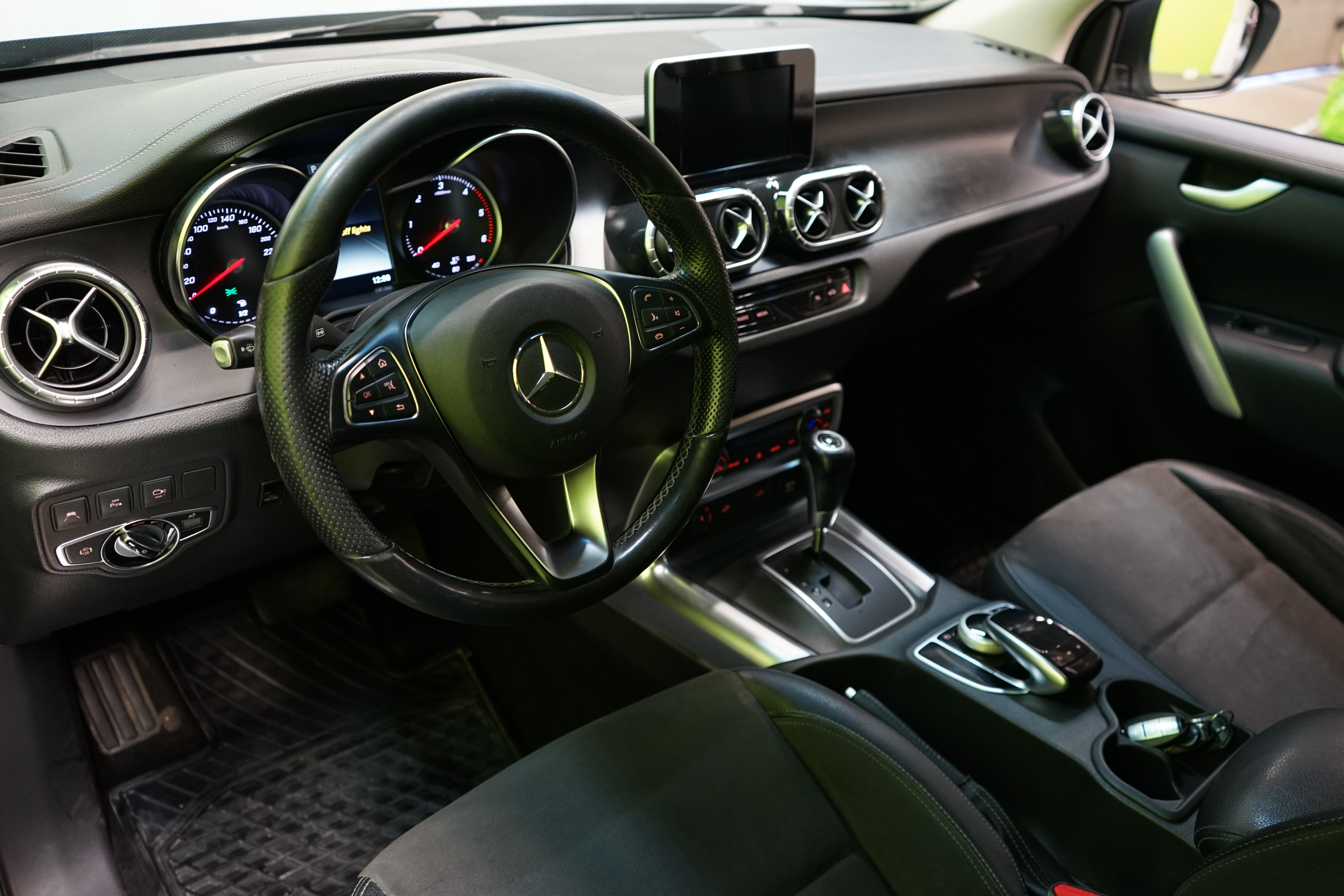 Mercedes-Benz X 2018