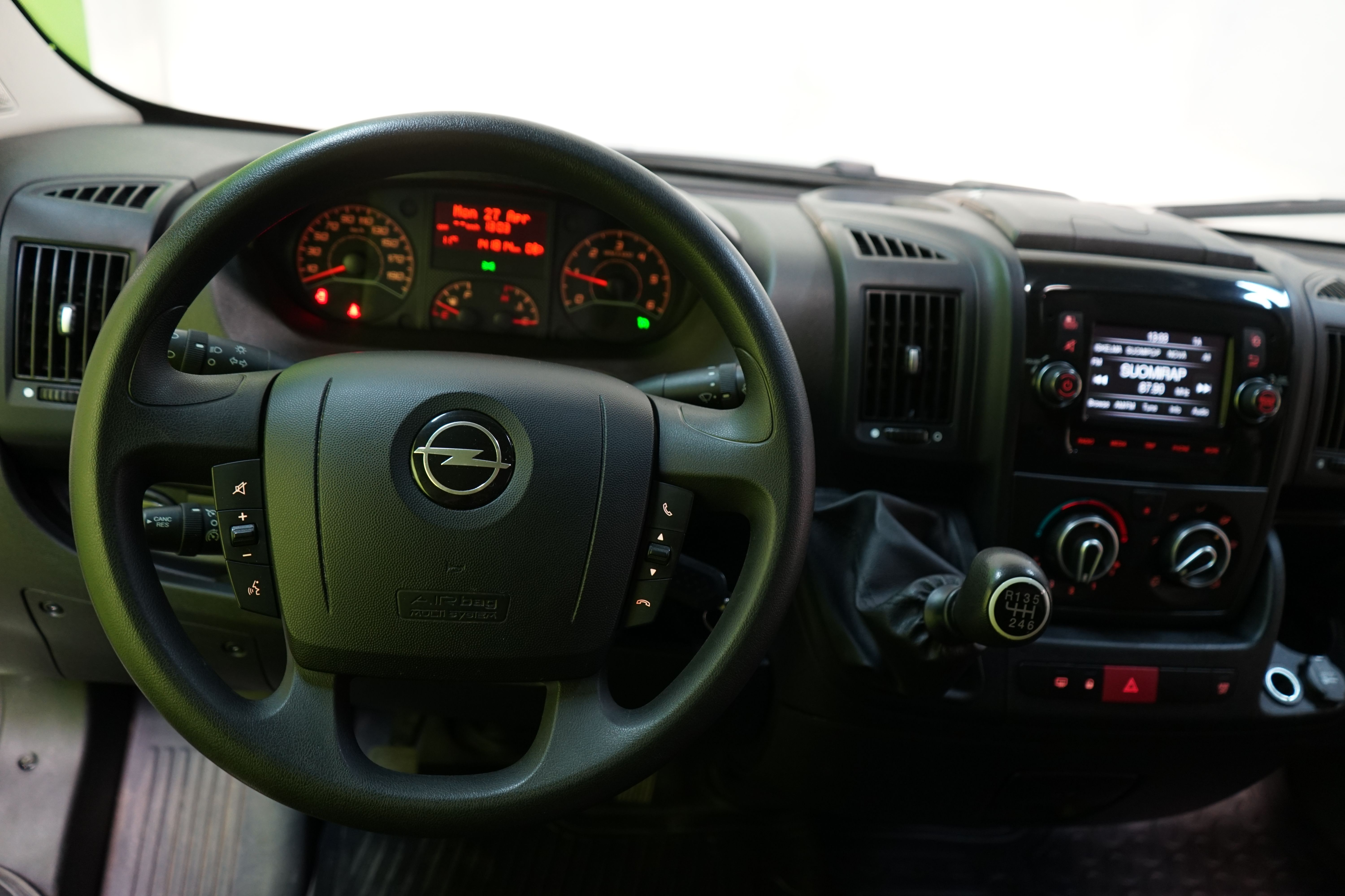 Opel Movano 2023
