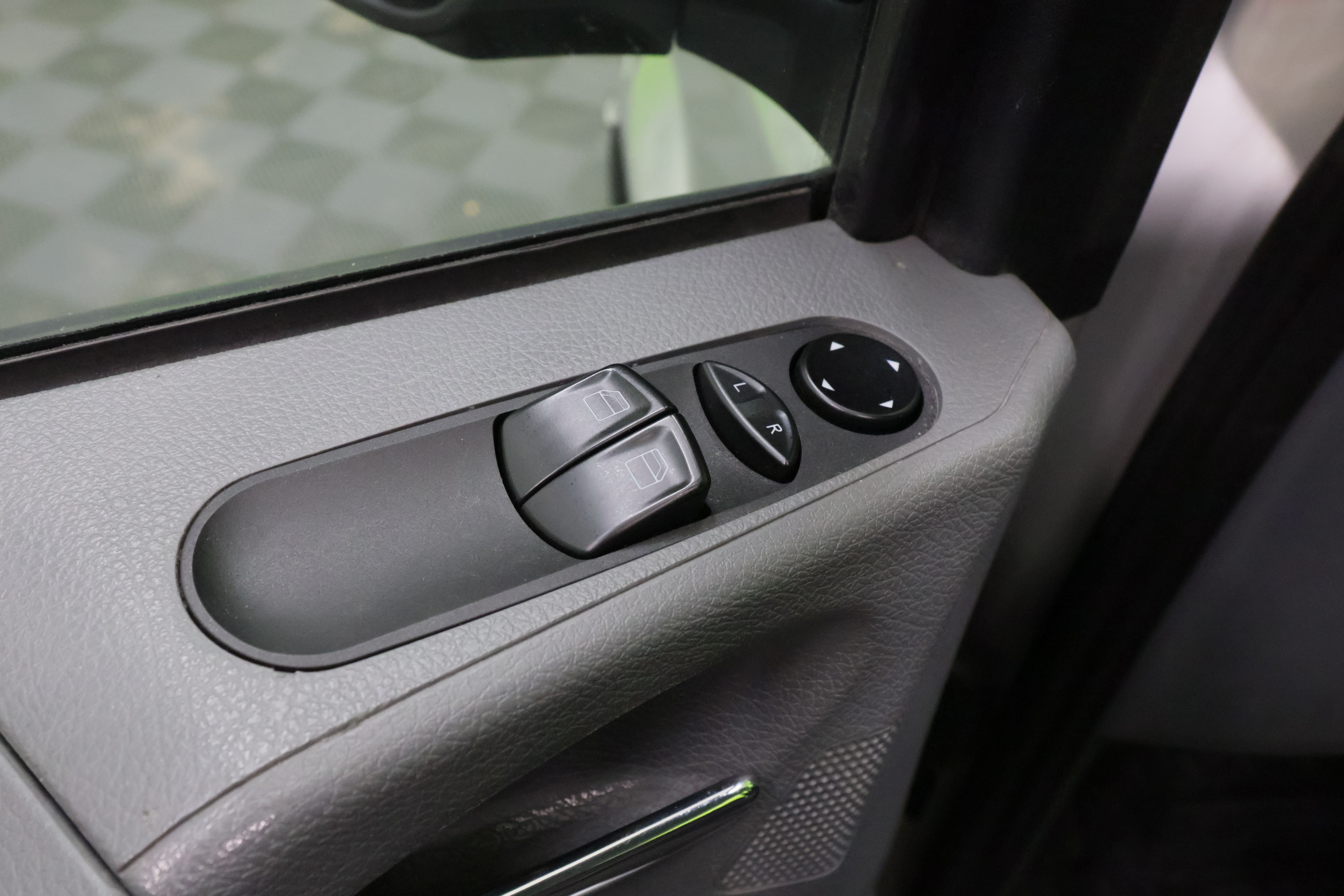 Mercedes-Benz Vito 2010