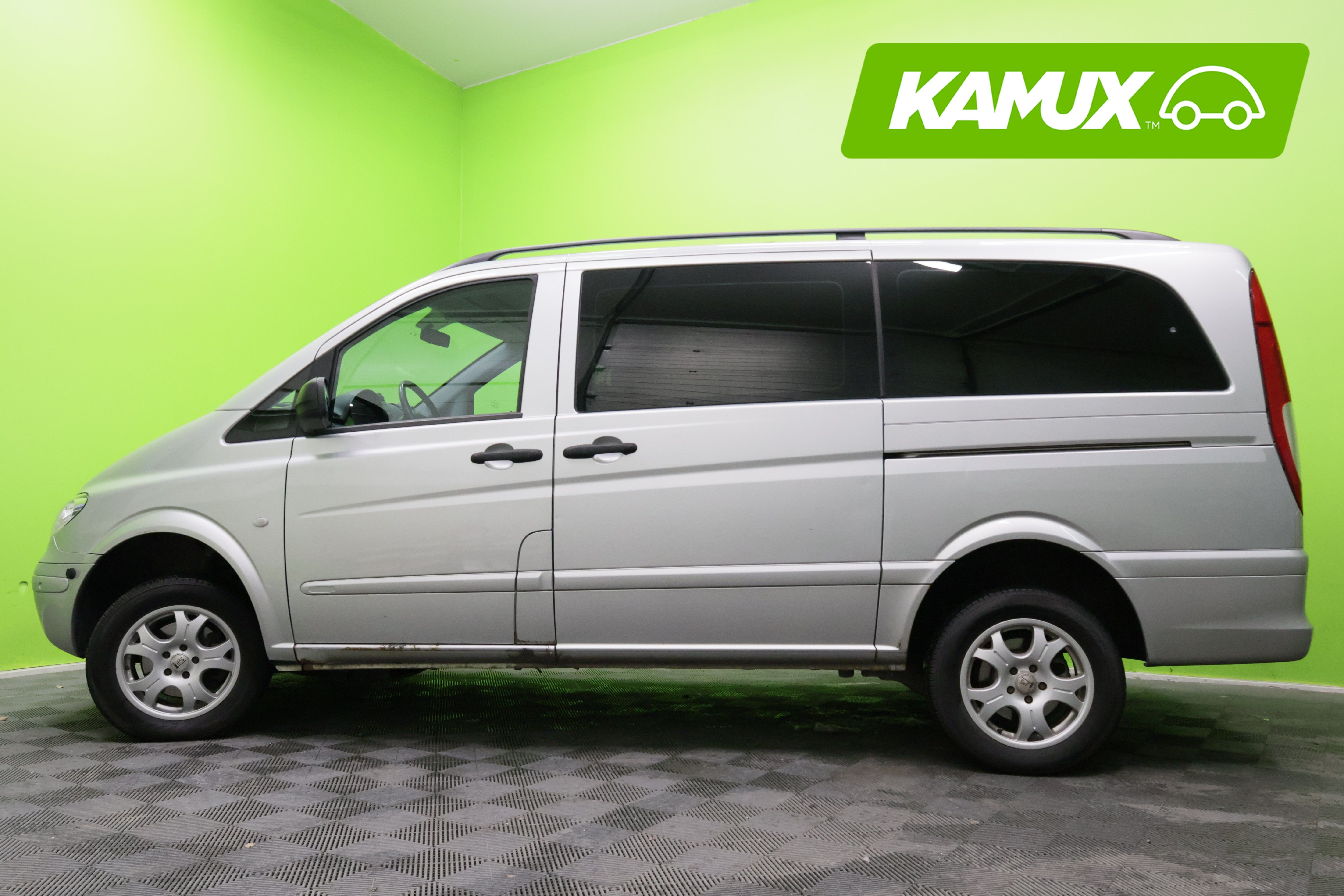 Mercedes-Benz Vito 2010