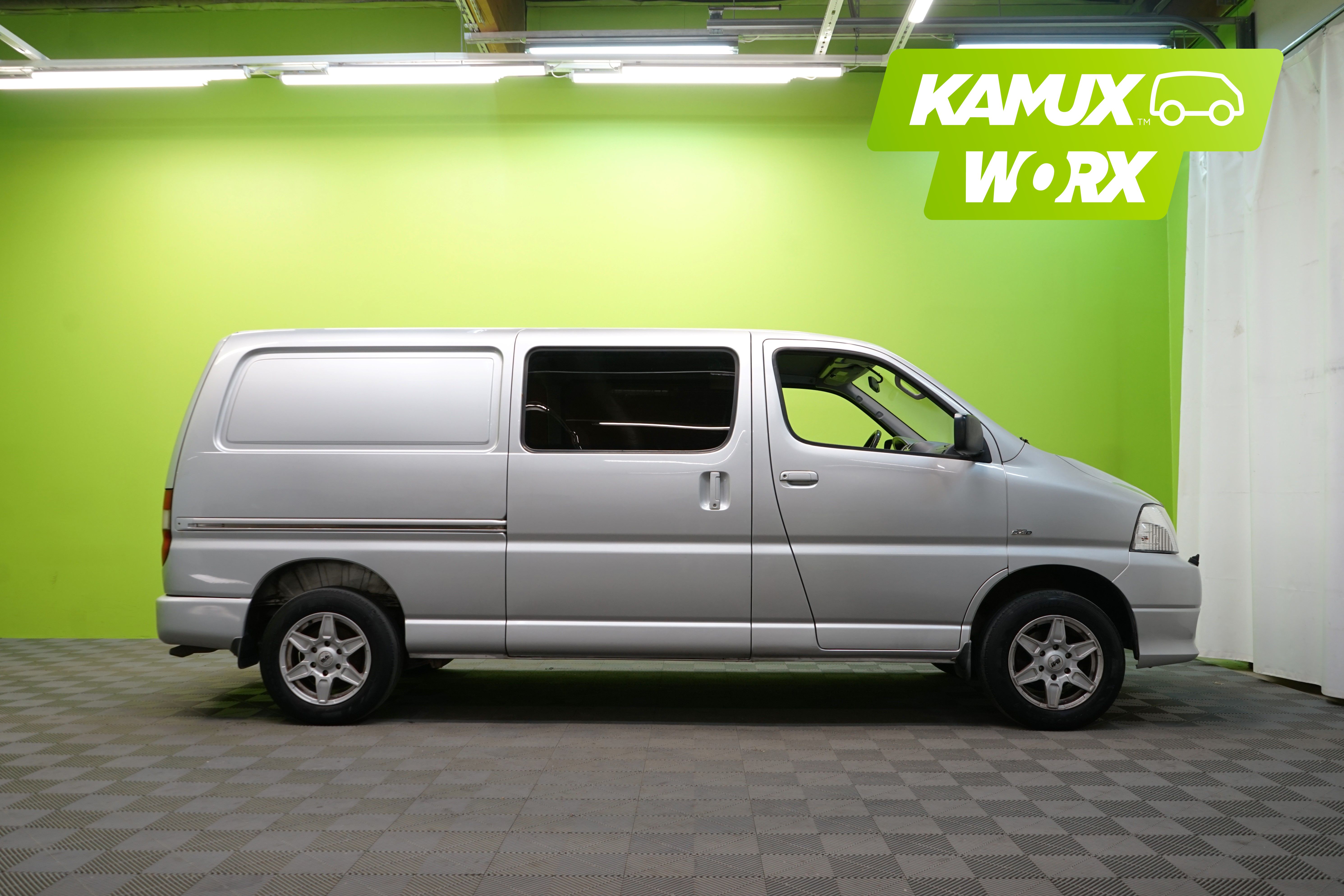 Toyota Hiace 2009