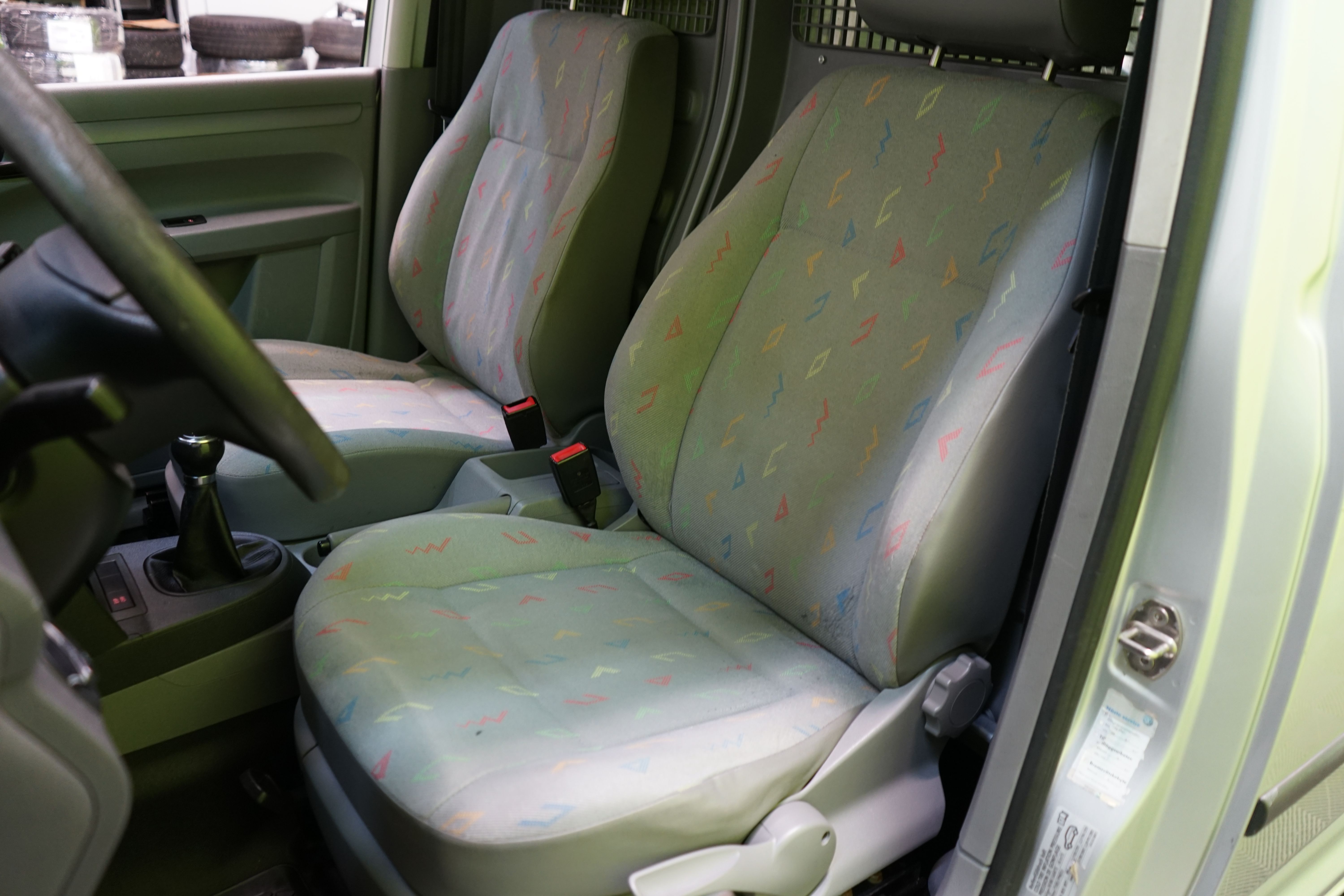 Volkswagen Caddy 2010