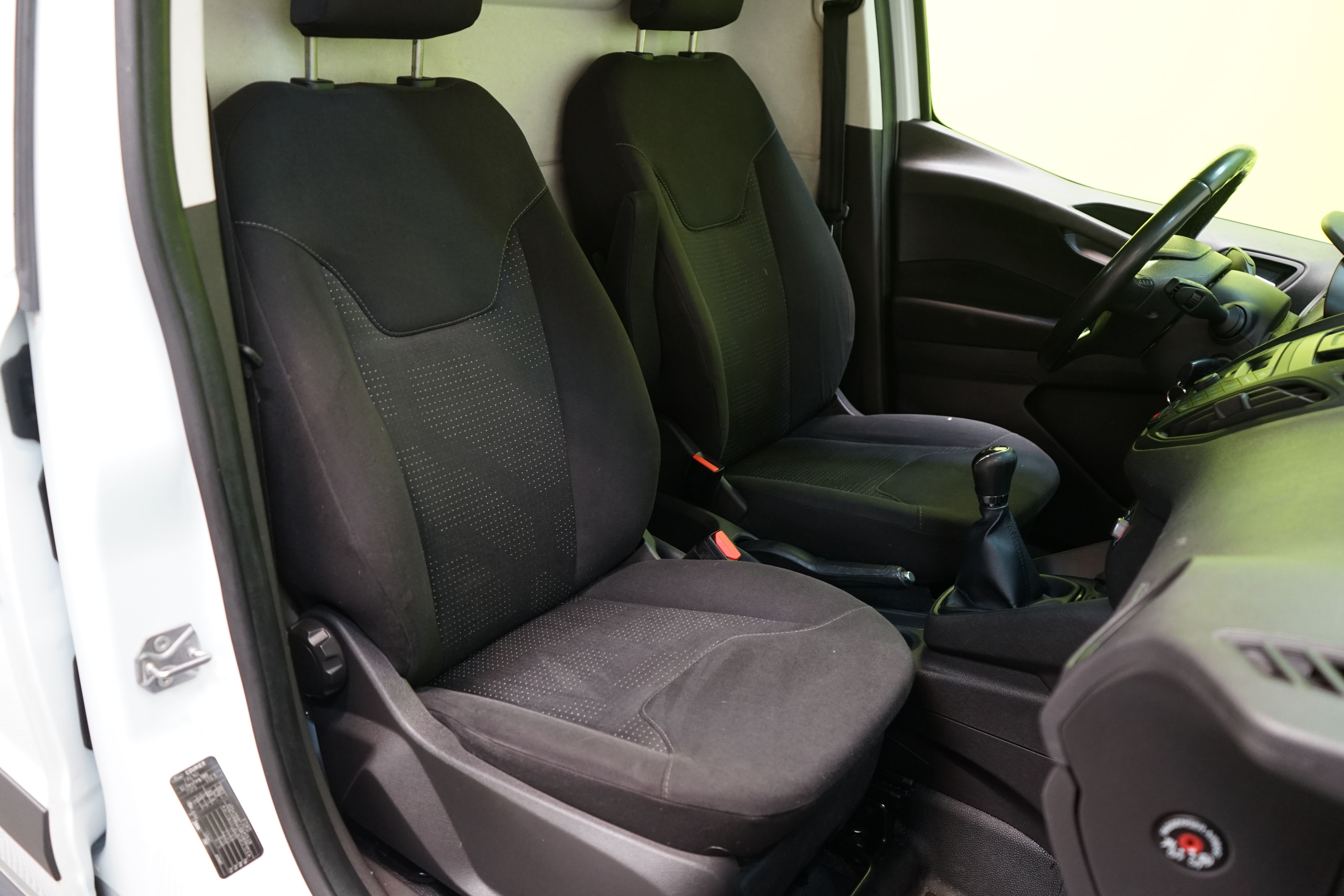 Ford Transit Courier 2016