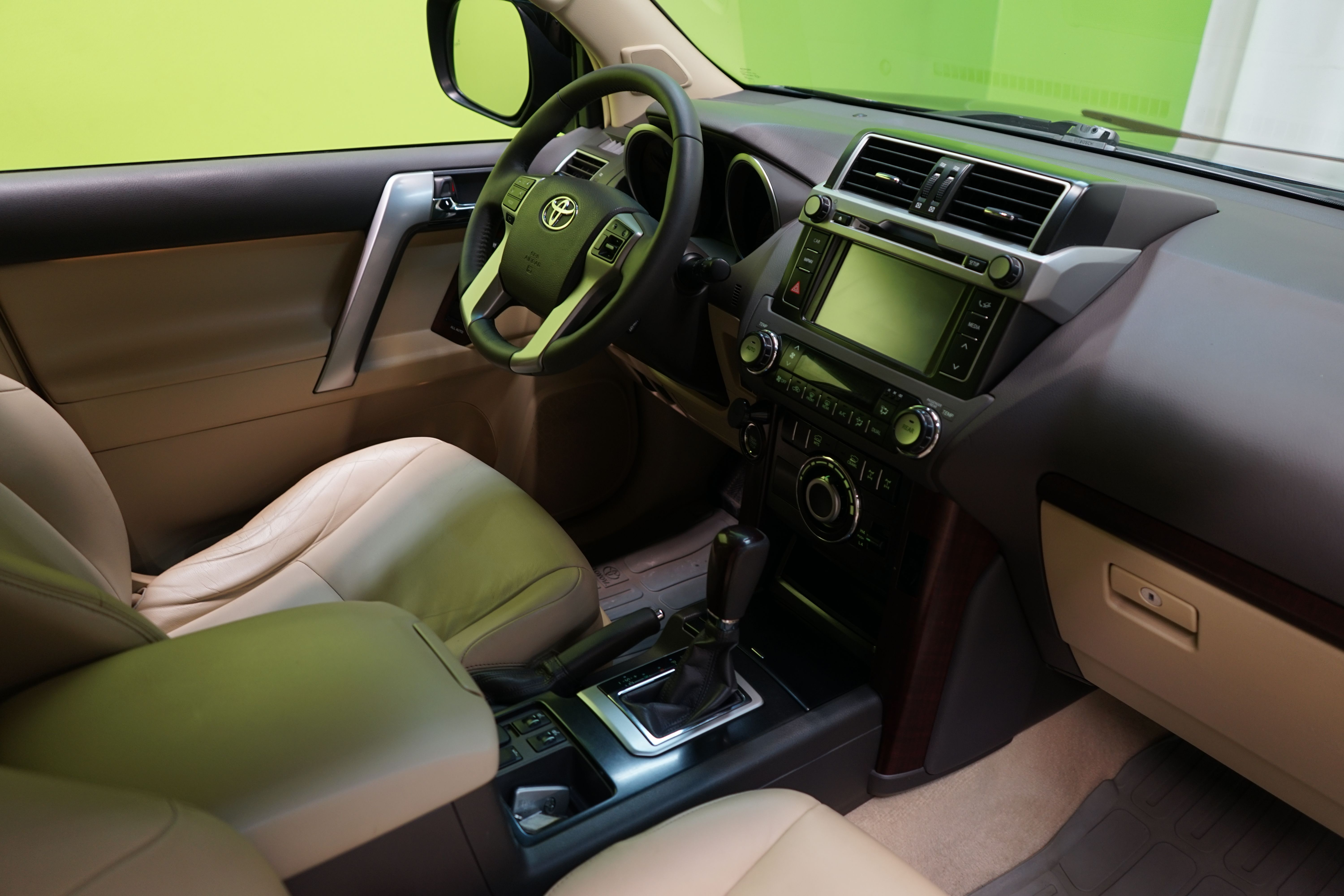 Toyota Land Cruiser 2015