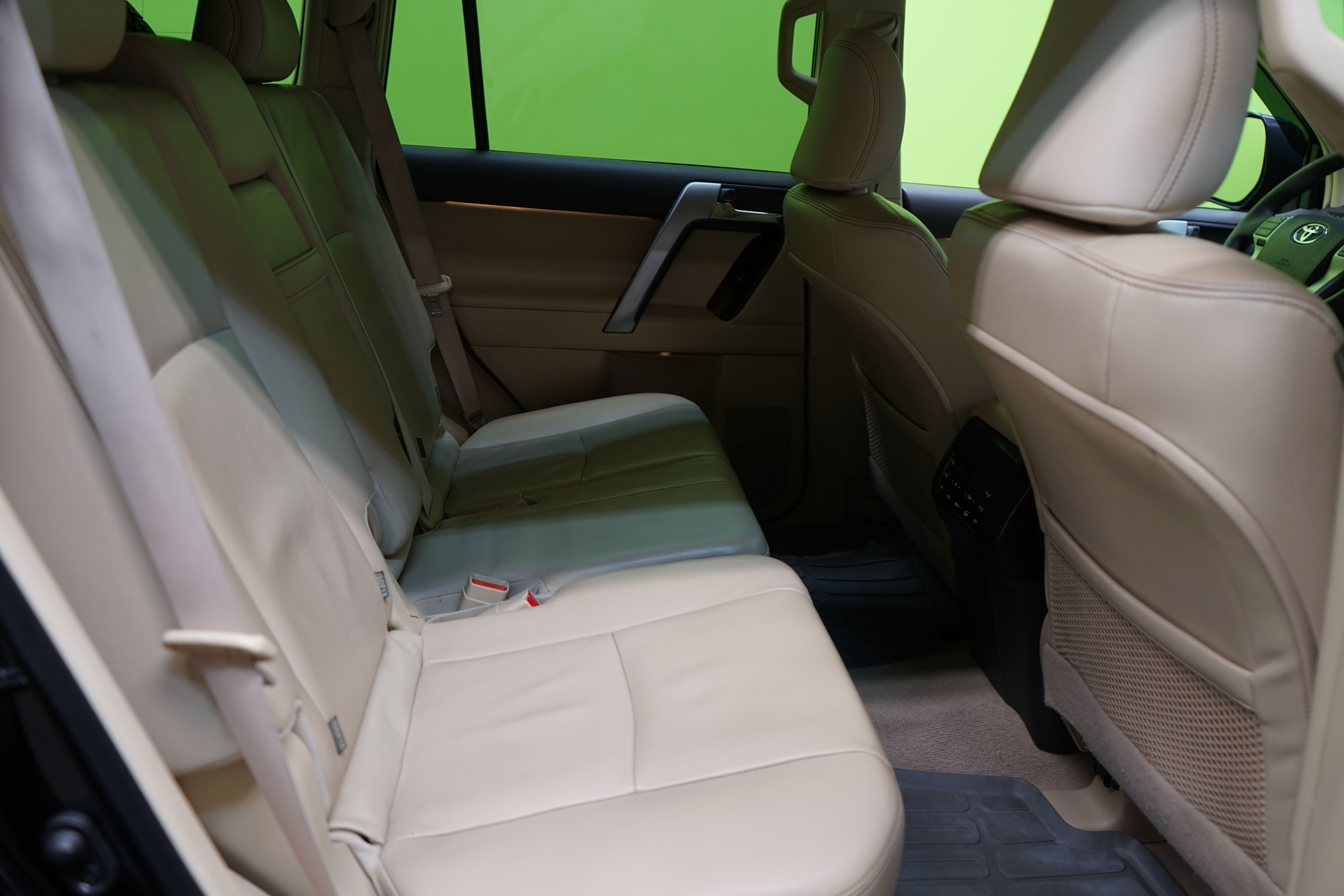 Toyota Land Cruiser 2015