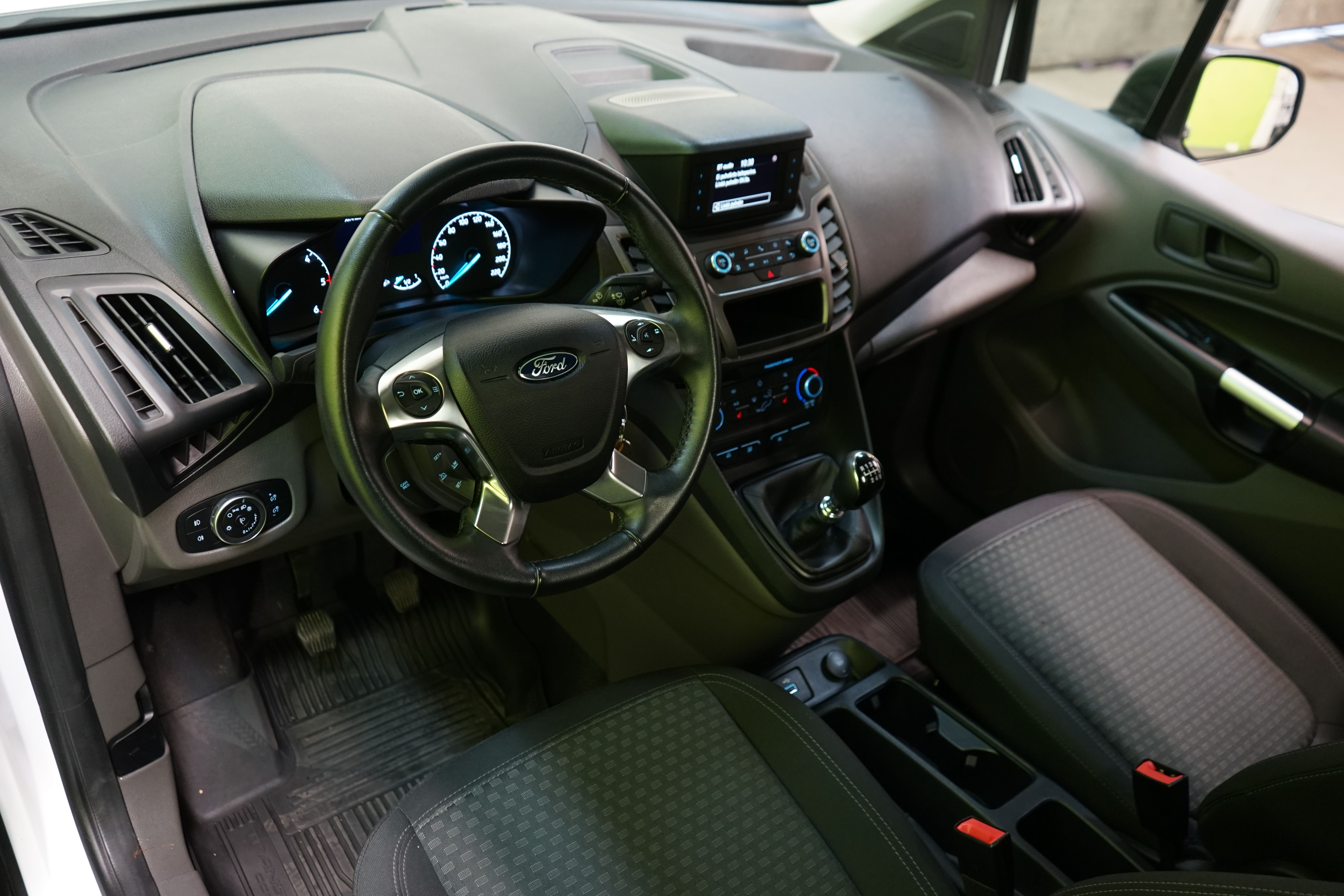 Ford Transit Connect 2023