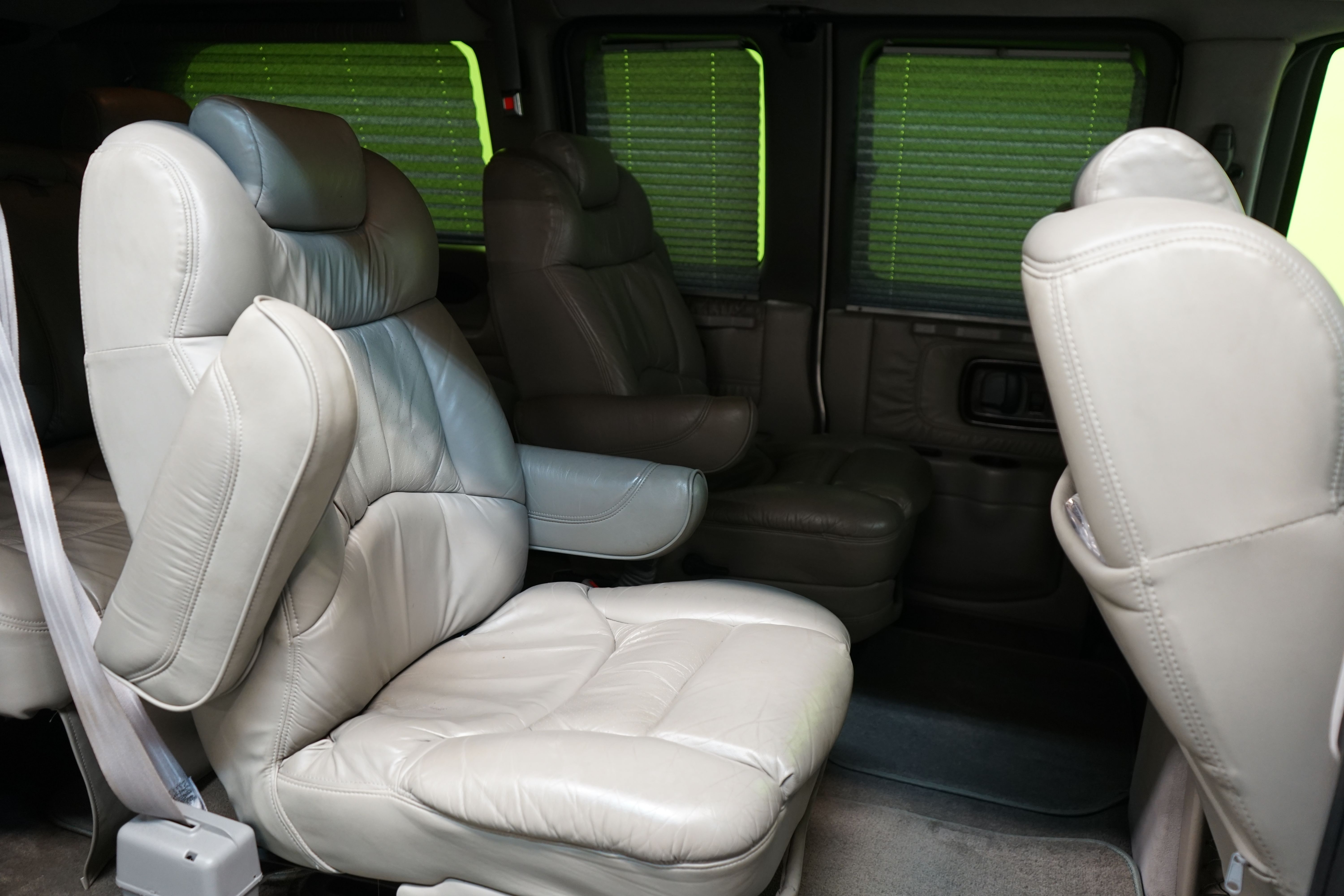 Chevrolet Express 2003