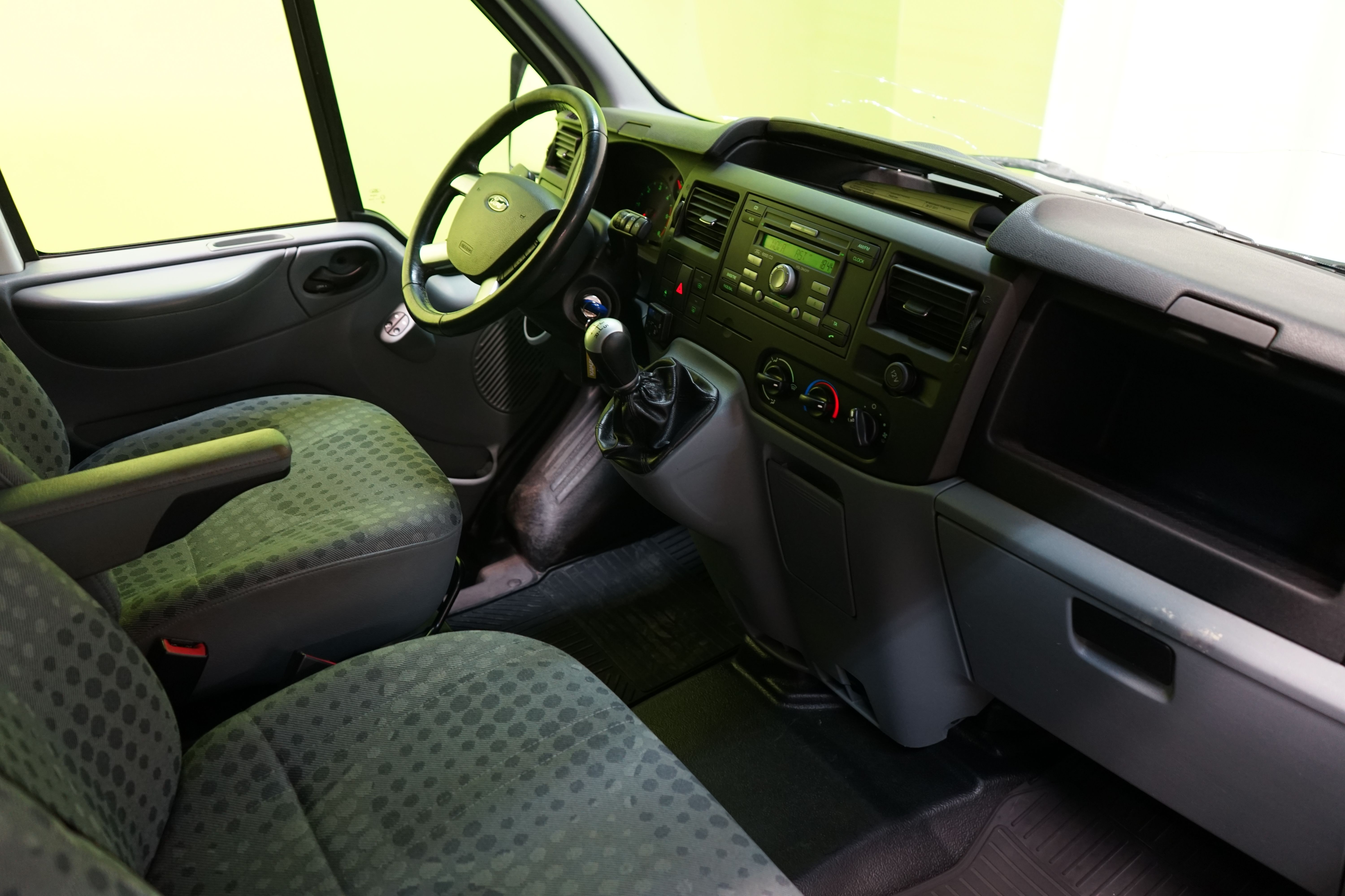 Ford Transit 2011