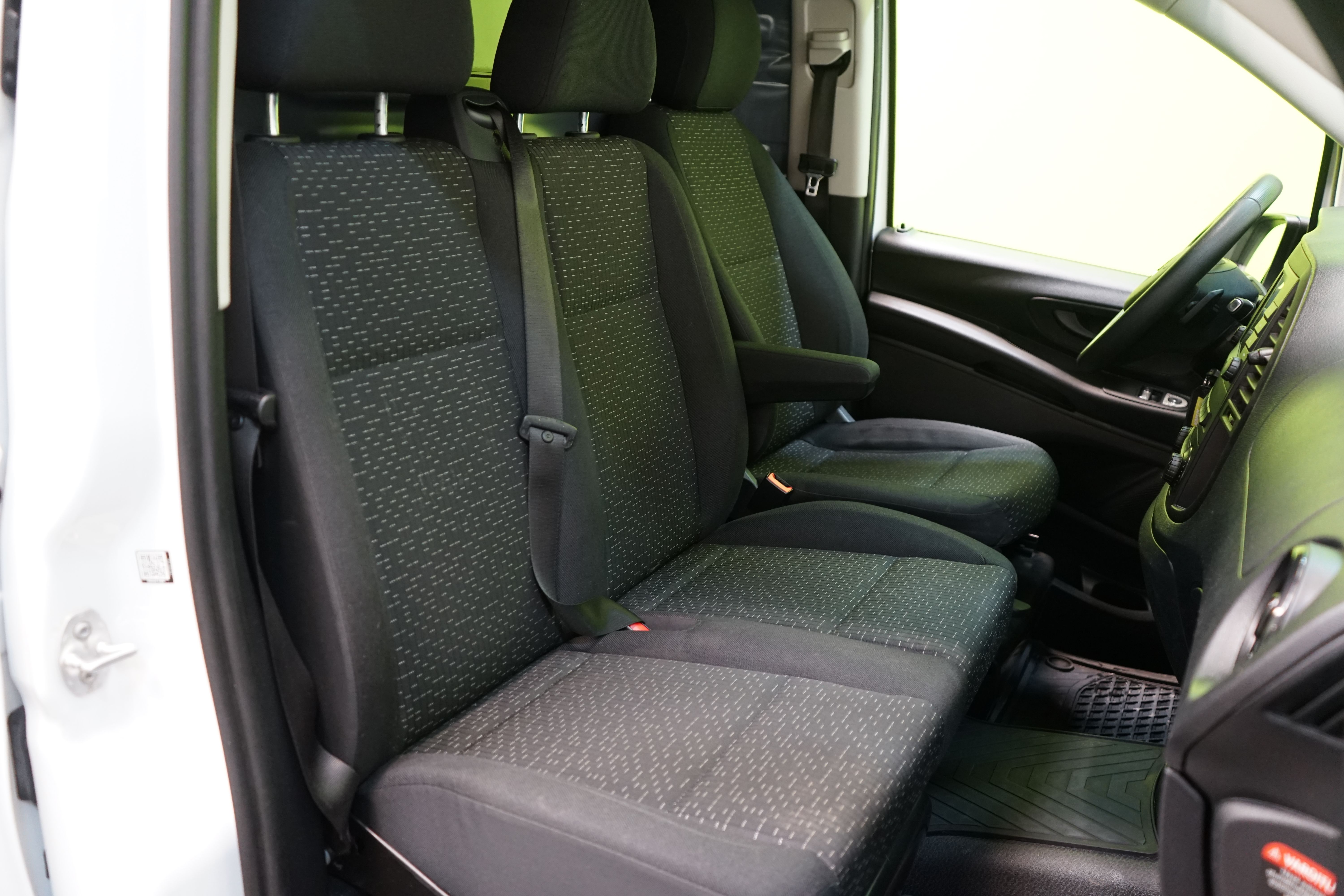 Mercedes-Benz Vito 2023