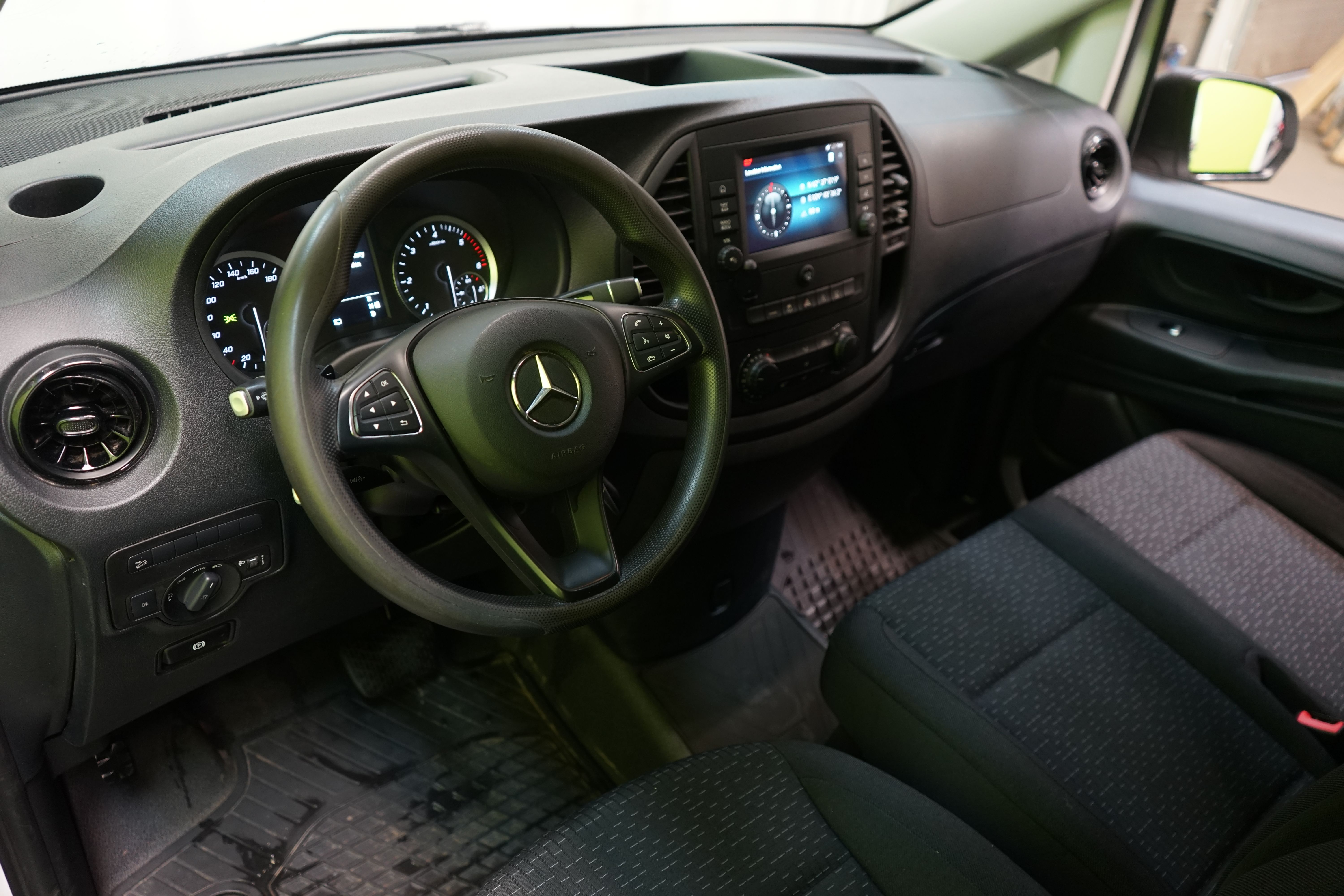 Mercedes-Benz Vito 2021