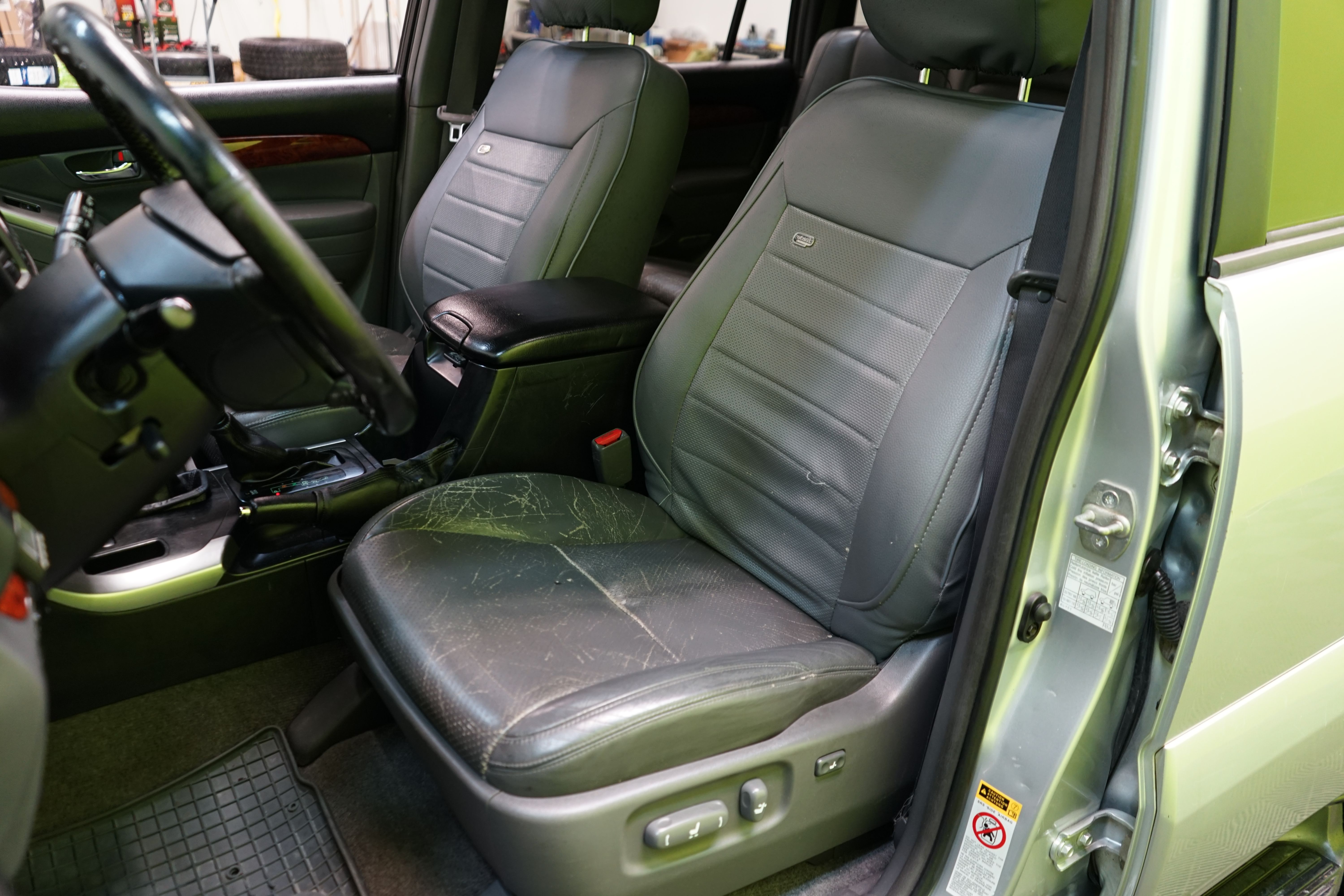 Toyota Land Cruiser 2004