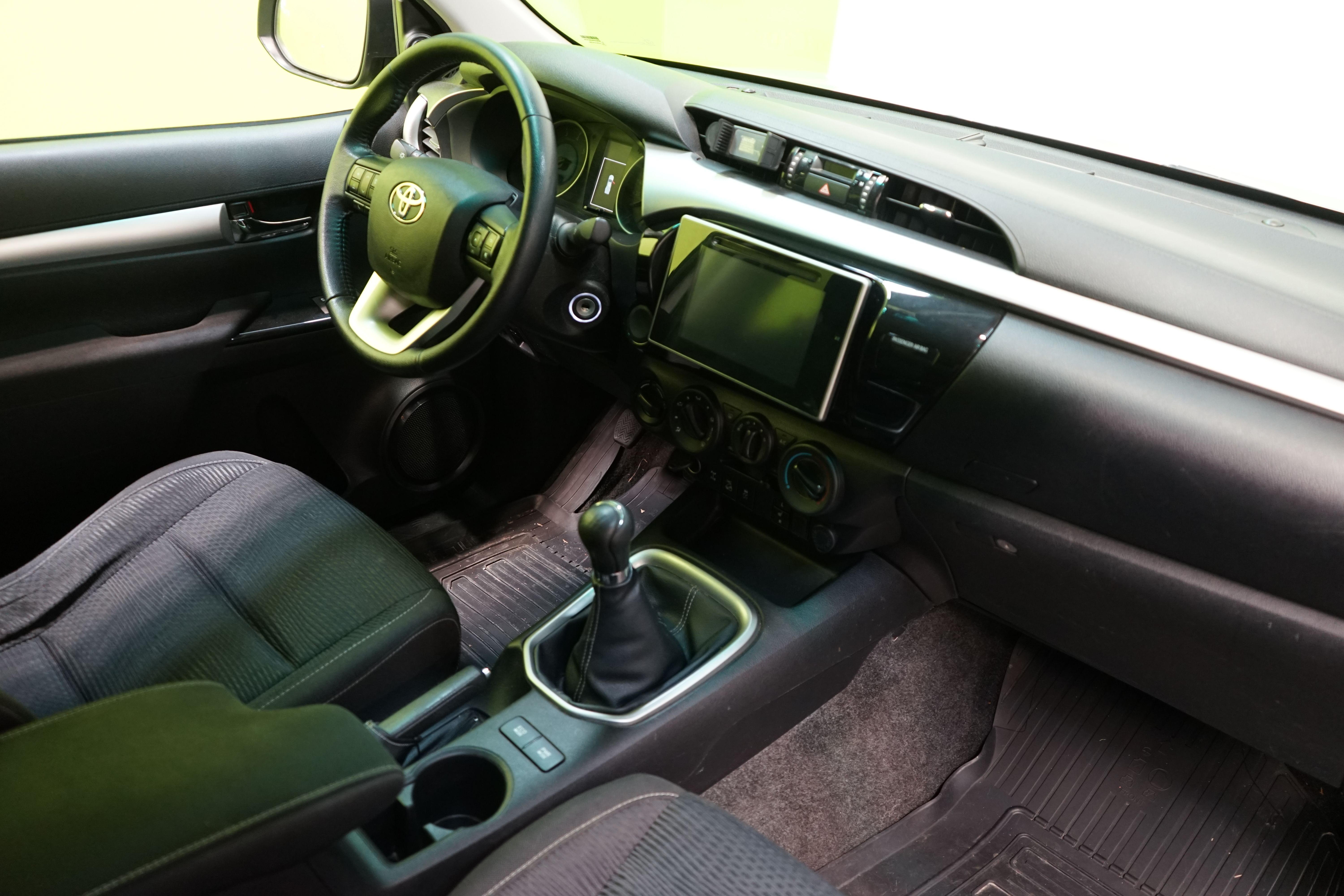 Toyota Hilux 2016